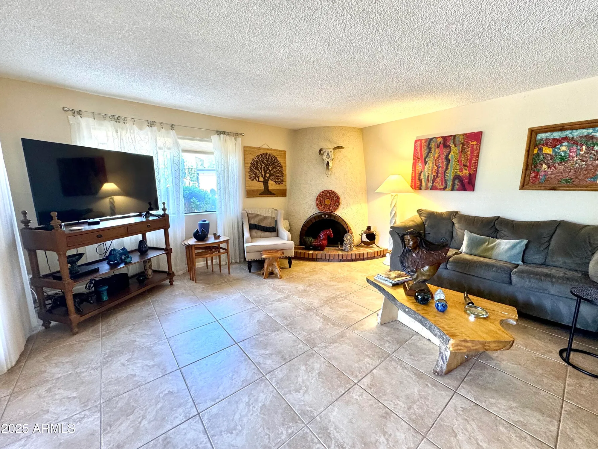 Property Slideshow image 7 of 21 | 7432 e hum rd 203, Carefree, AZ, 85377