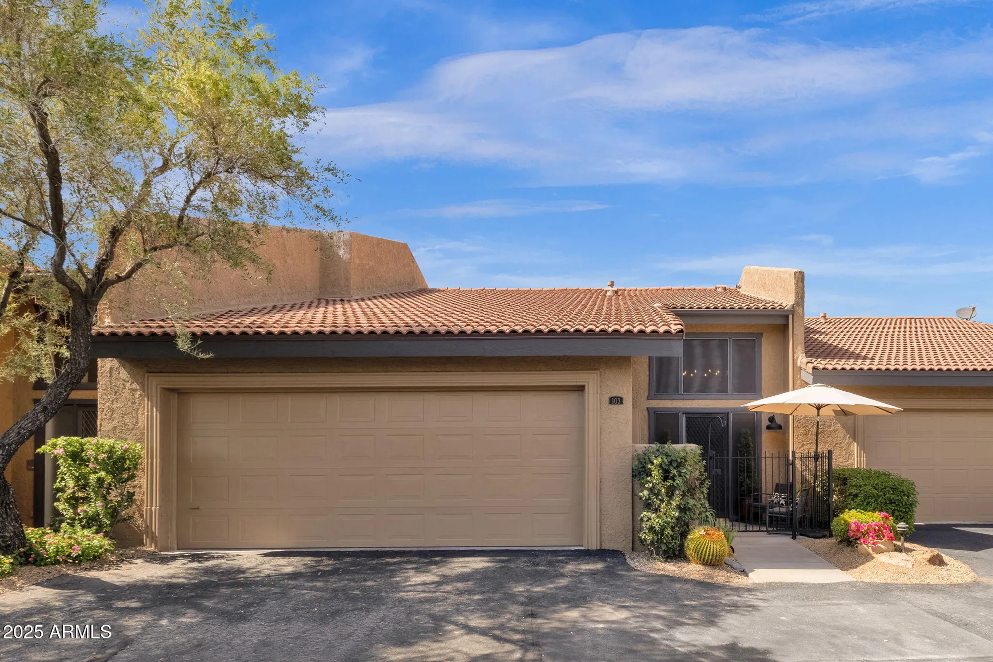 Property Slideshow image 1 of 80 | 7438 e hum rd 103, Carefree, AZ, 85377
