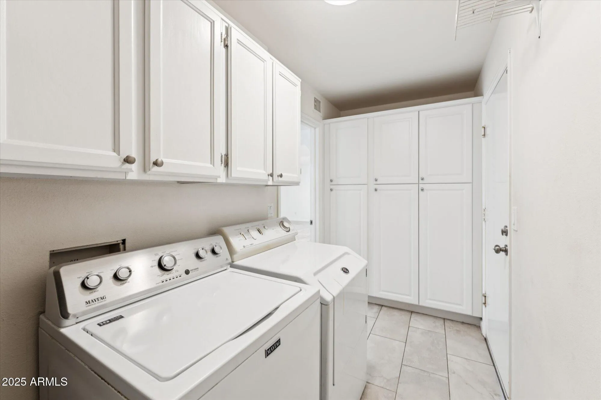 Property Slideshow image 22 of 44 | 9622 w taro ln, Peoria, AZ, 85382