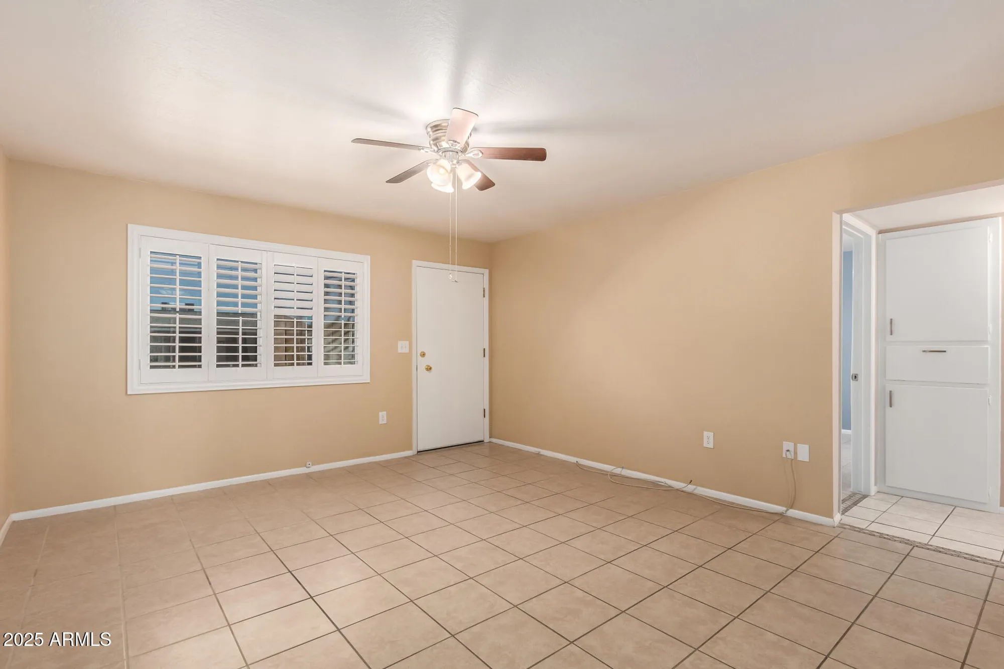 Property Slideshow image 5 of 23 | 10528 w coggins dr, Sun City, AZ, 85351