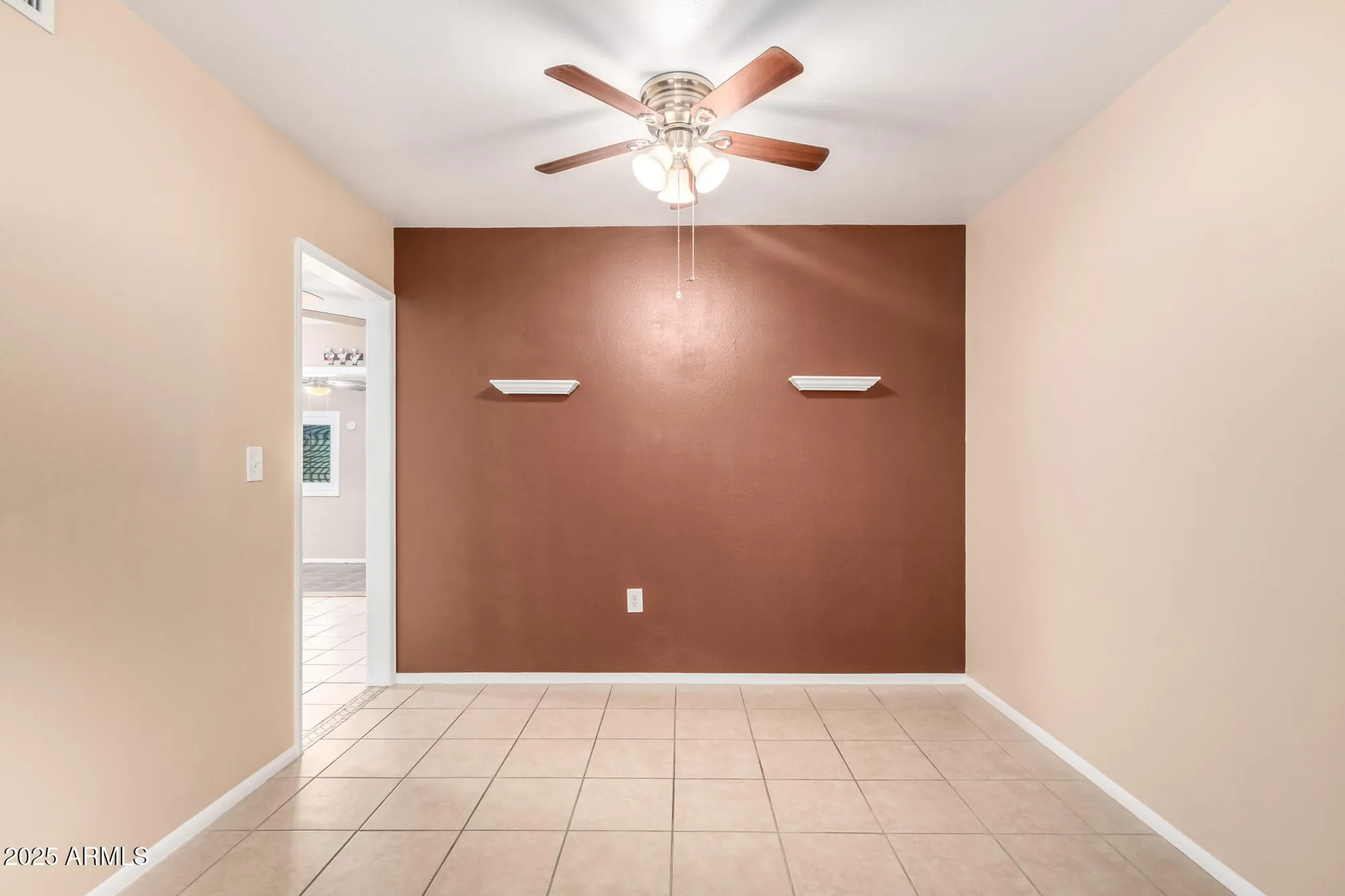 Property Slideshow image 7 of 23 | 10528 w coggins dr, Sun City, AZ, 85351