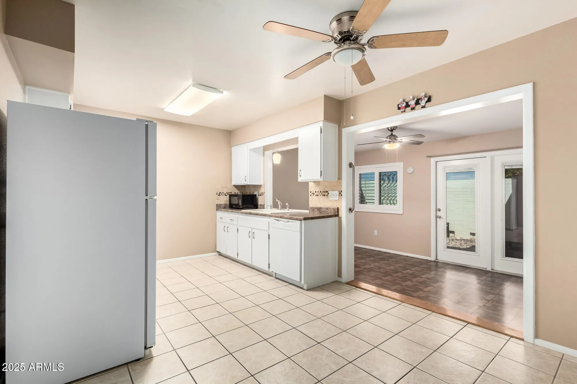 Property Slideshow image 10 of 23 | 10528 w coggins dr, Sun City, AZ, 85351