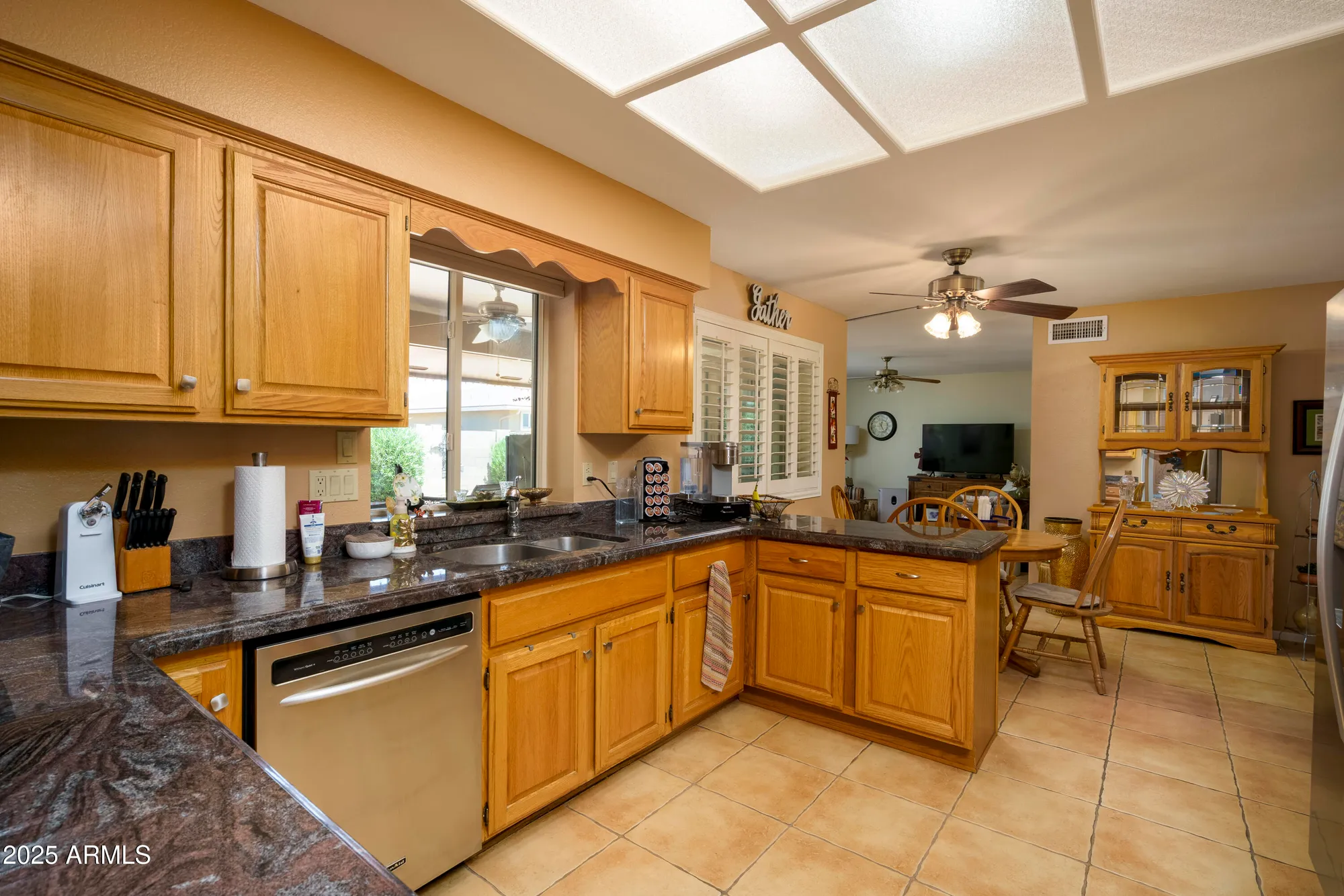 Property Slideshow image 9 of 27 | 7842 e navarro ave, Mesa, AZ, 85209