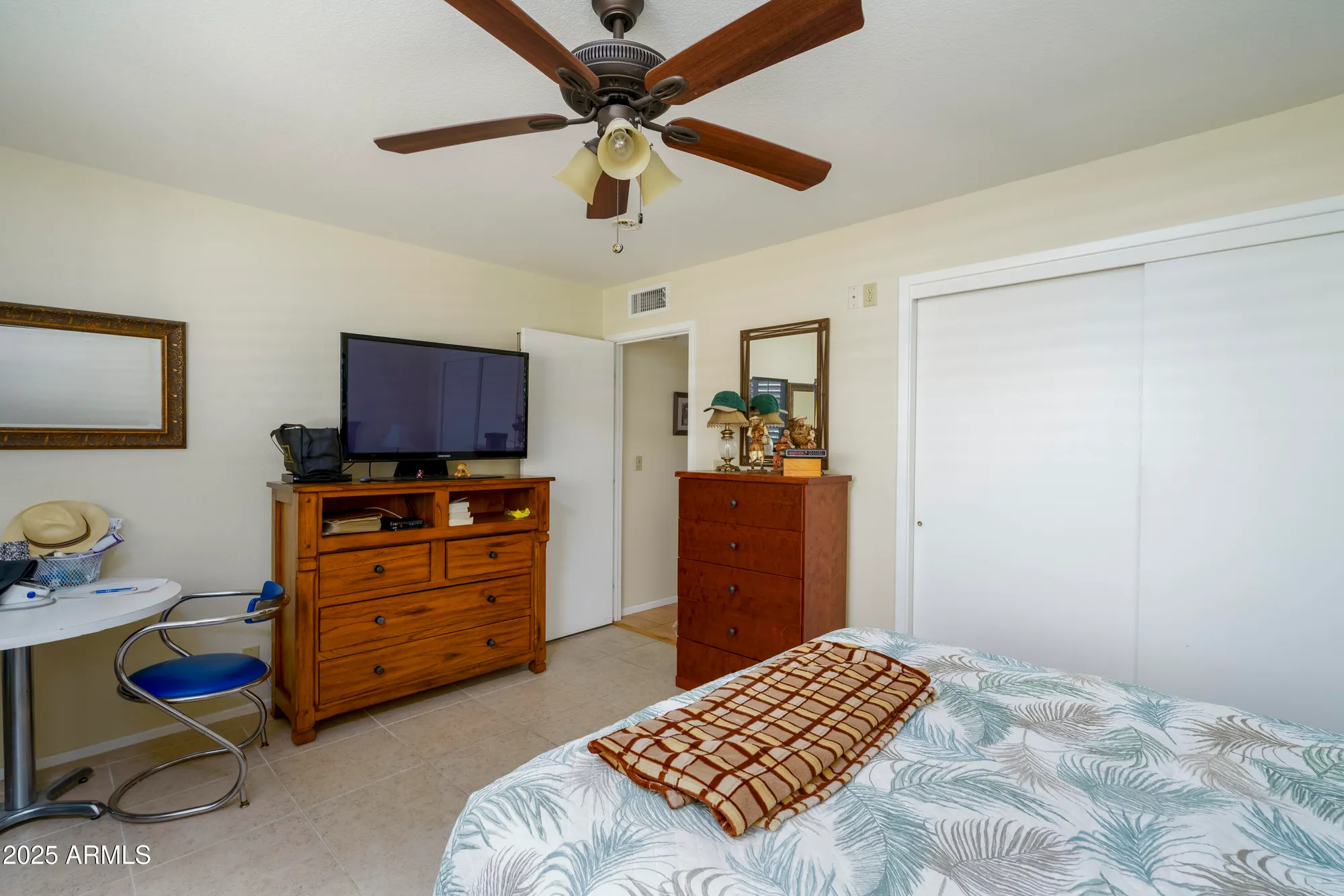 Property Slideshow image 19 of 27 | 7842 e navarro ave, Mesa, AZ, 85209