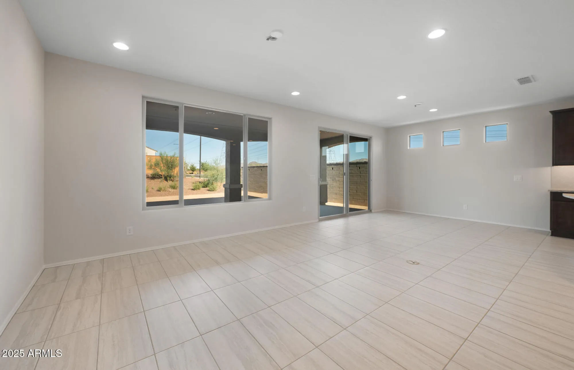 Property Slideshow image 5 of 25 | 21279 n 272nd dr, Buckeye, AZ, 85396