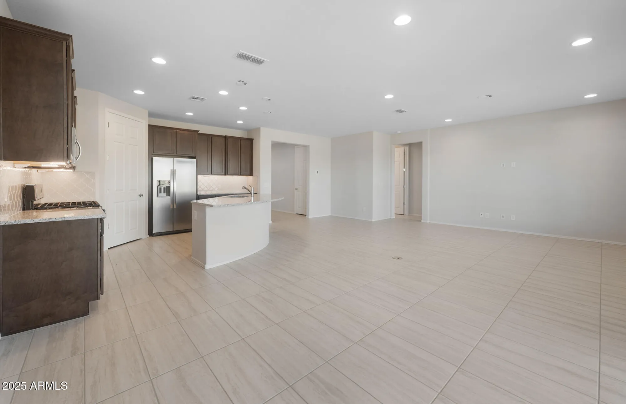 Property Slideshow image 7 of 25 | 21279 n 272nd dr, Buckeye, AZ, 85396