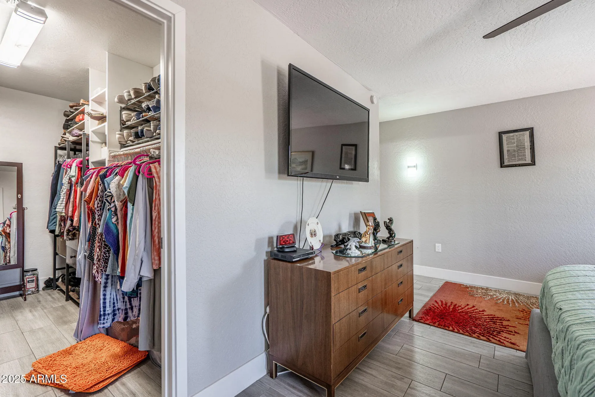 Property Slideshow image 16 of 41 | 17012 n 97th dr, Sun City, AZ, 85373