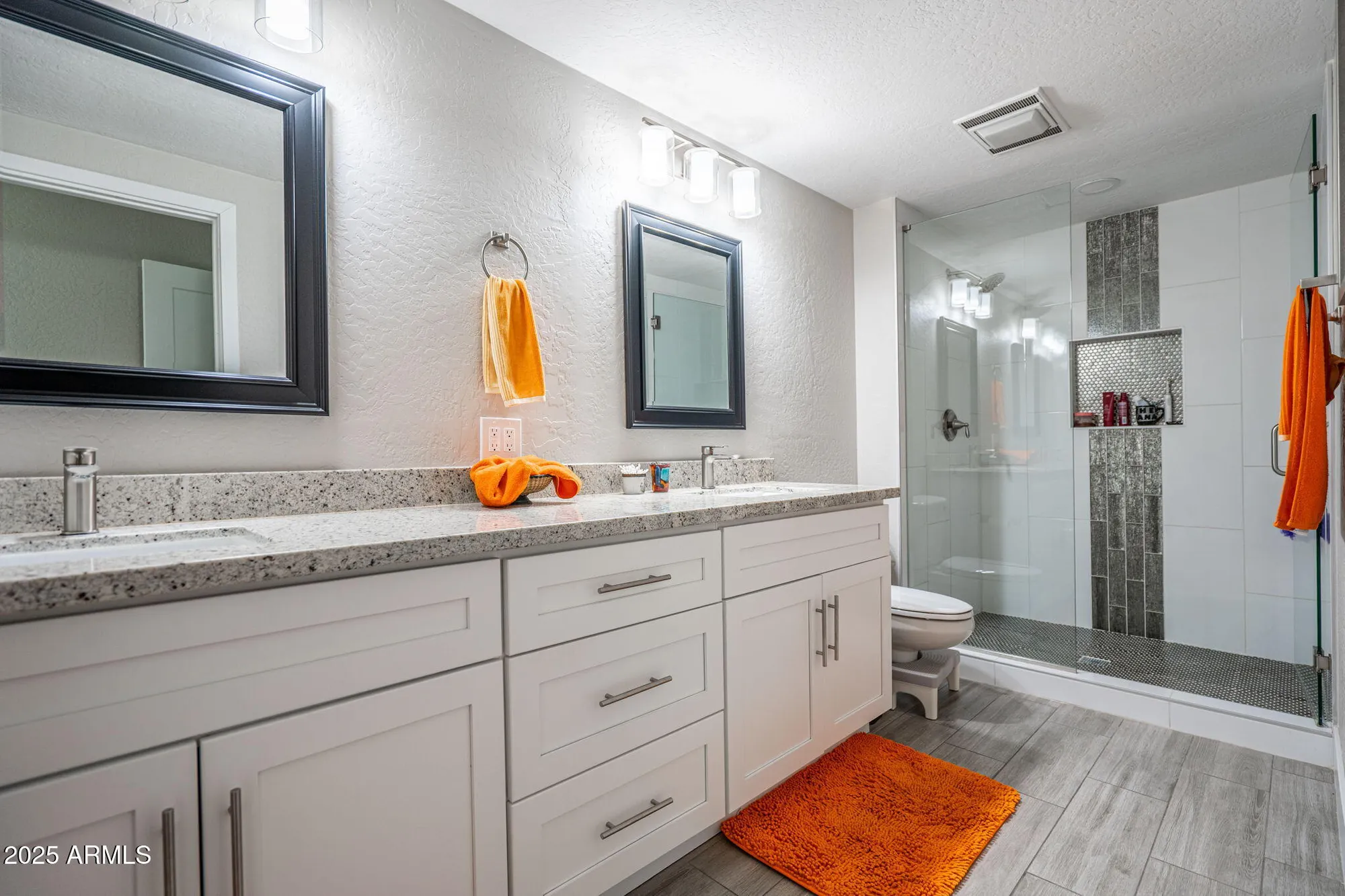 Property Slideshow image 18 of 41 | 17012 n 97th dr, Sun City, AZ, 85373