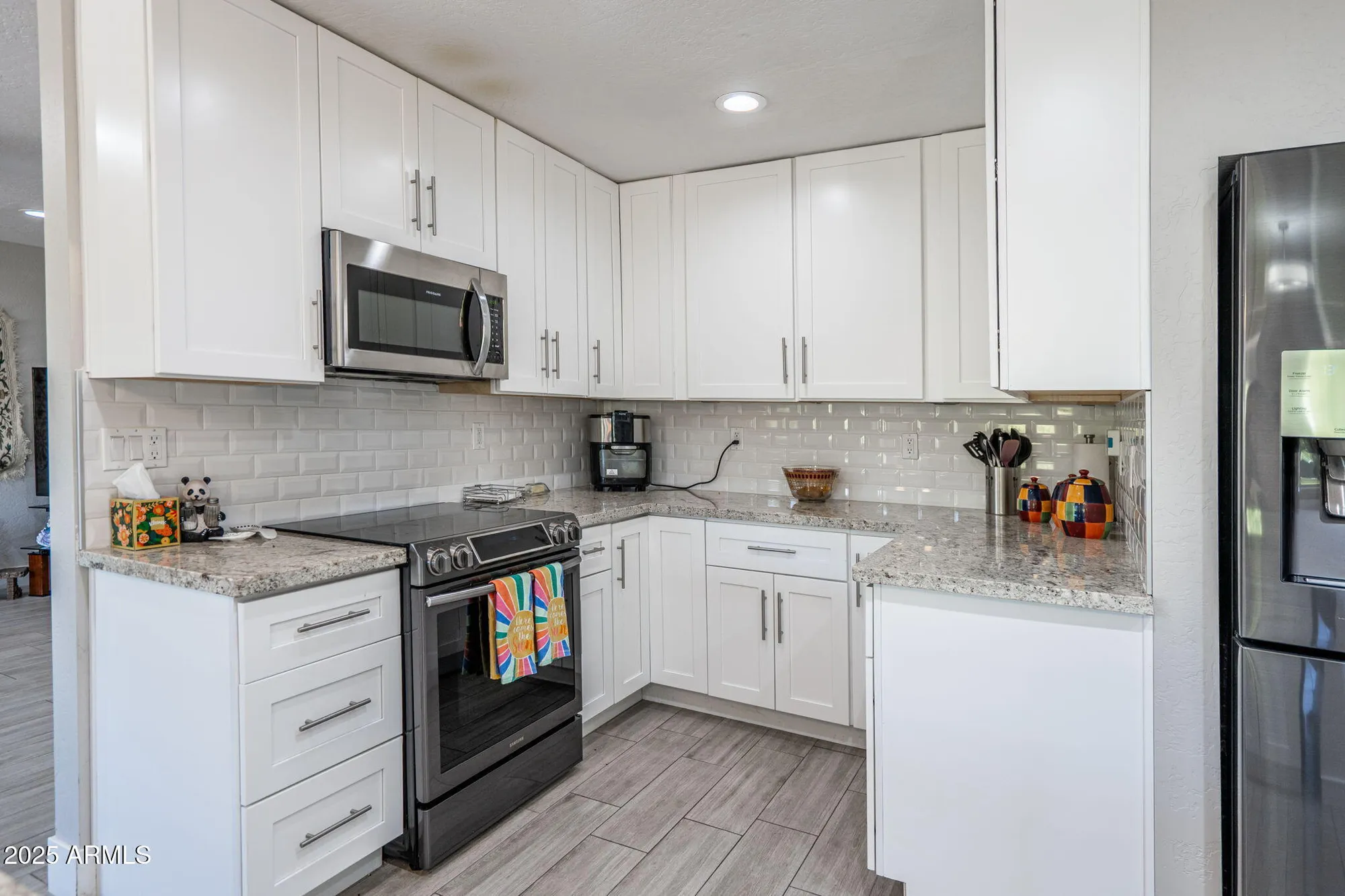 Property Slideshow image 11 of 41 | 17012 n 97th dr, Sun City, AZ, 85373