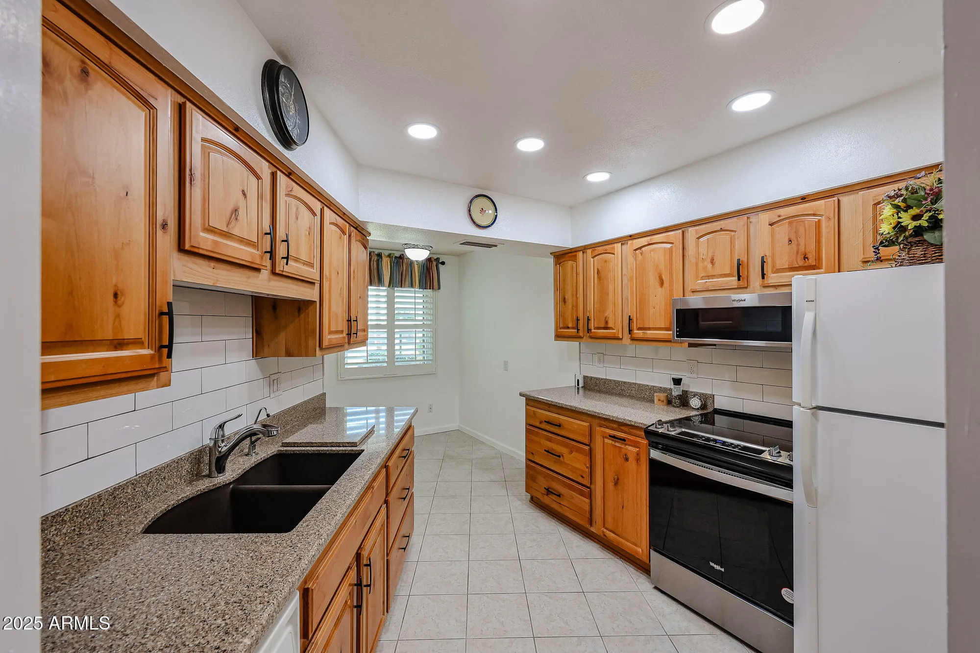 Property Slideshow image 2 of 27 | 19254 n camino del sol, Sun City West, AZ, 85375