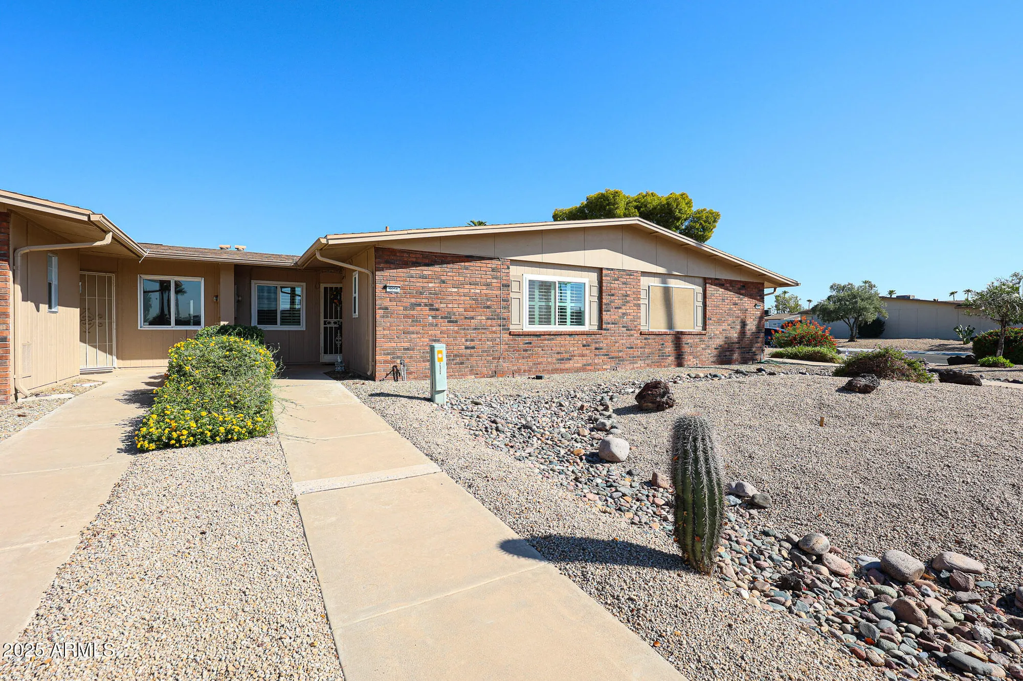 Property Slideshow image 1 of 27 | 19254 n camino del sol, Sun City West, AZ, 85375