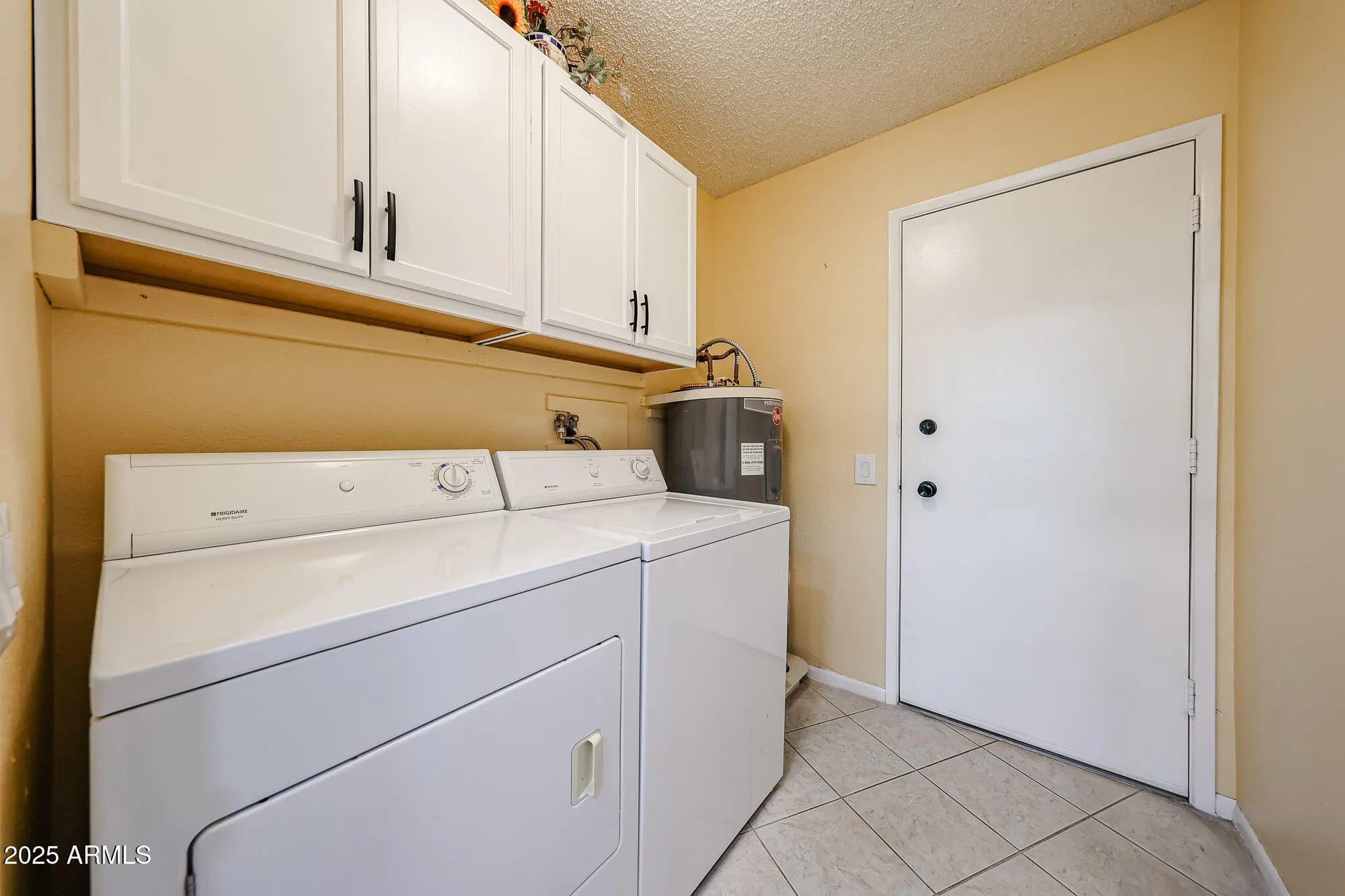 Property Slideshow image 9 of 27 | 19254 n camino del sol, Sun City West, AZ, 85375