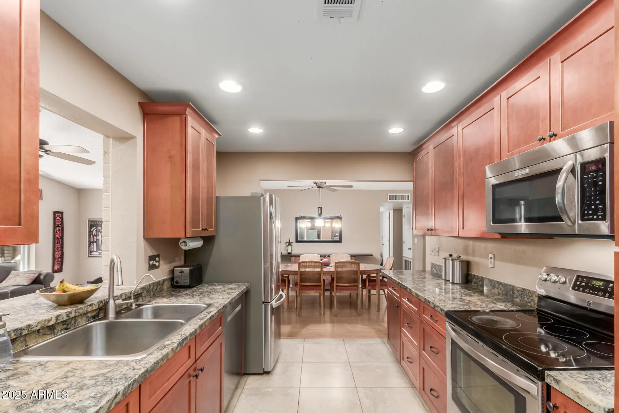 Property Slideshow image 12 of 35 | 4529 e farmdale cir, Mesa, AZ, 85206