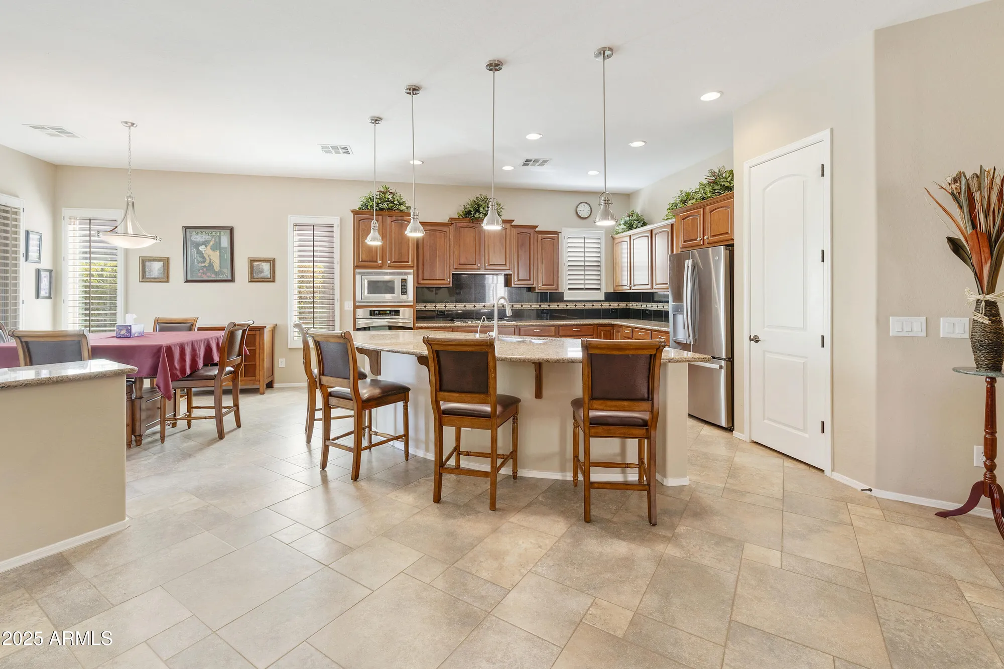 Property Slideshow image 8 of 55 | 4430 e carob dr, Gilbert, AZ, 85298