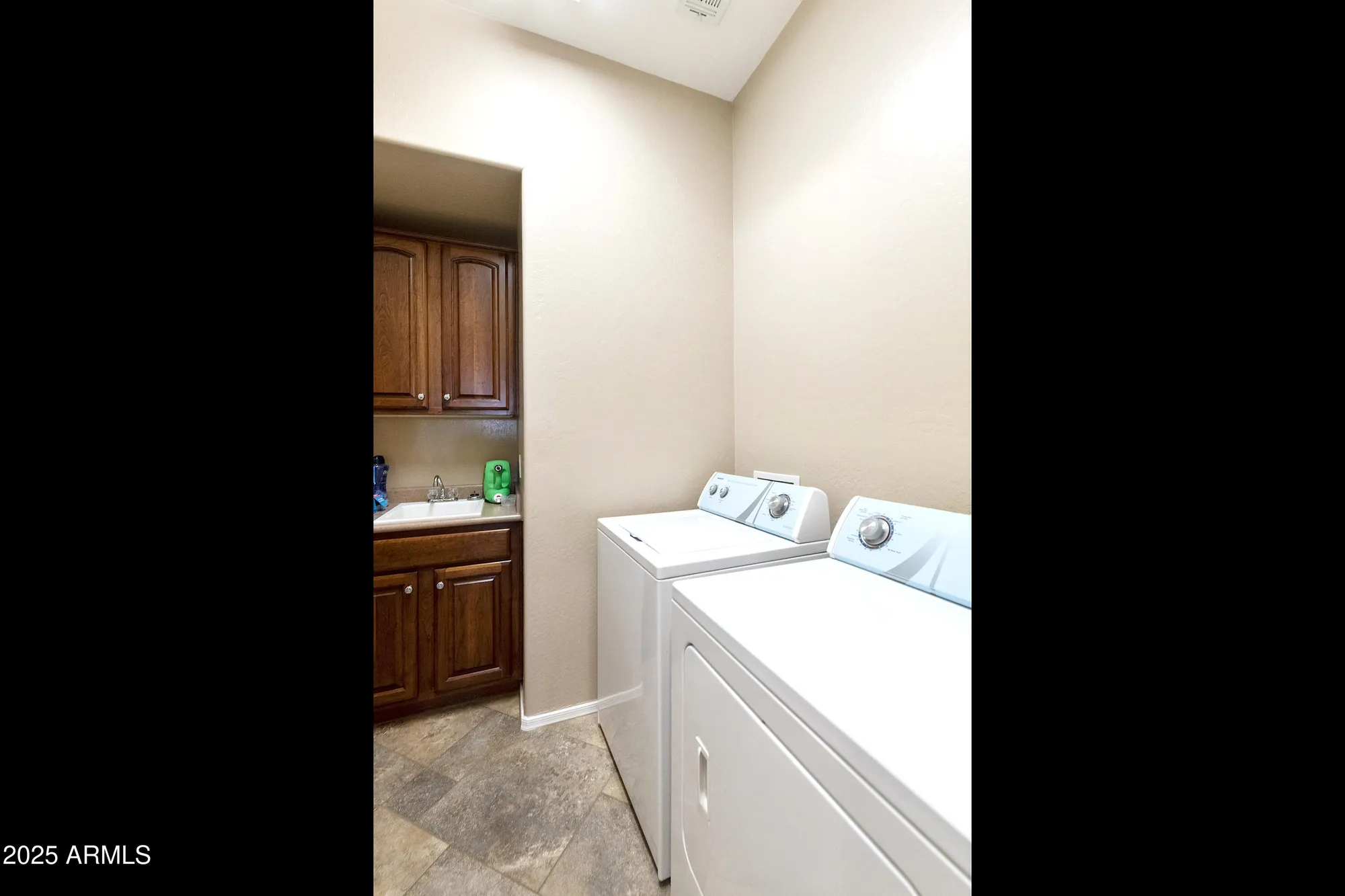 Property Slideshow image 27 of 55 | 4430 e carob dr, Gilbert, AZ, 85298