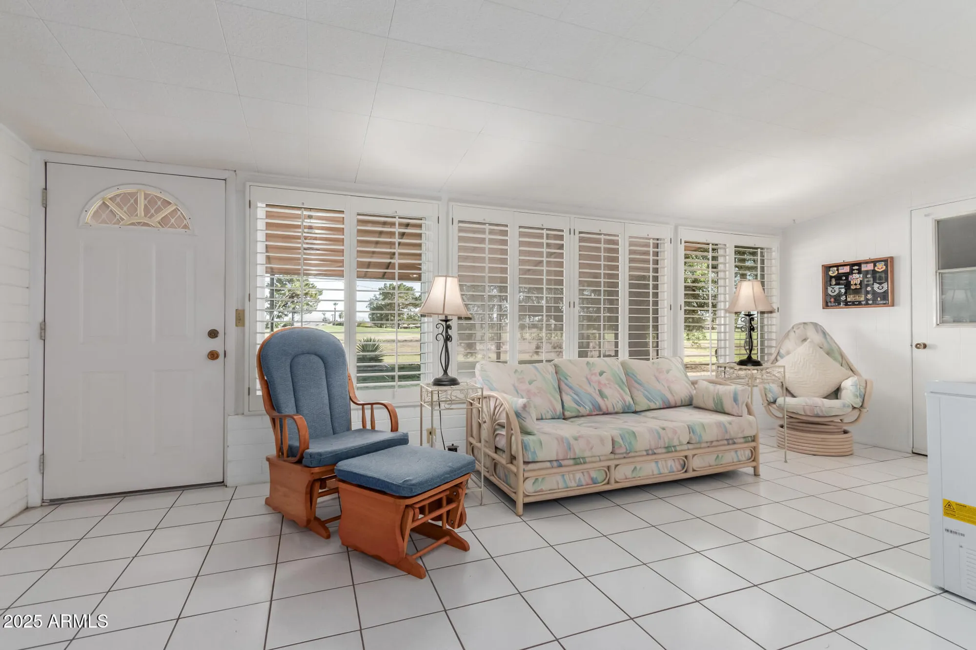 Property Slideshow image 10 of 44 | 10219 w snead cir, Sun City, AZ, 85351