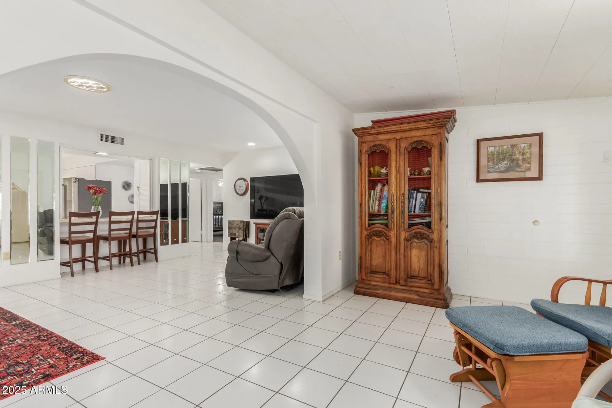 Property Slideshow image 11 of 44 | 10219 w snead cir, Sun City, AZ, 85351