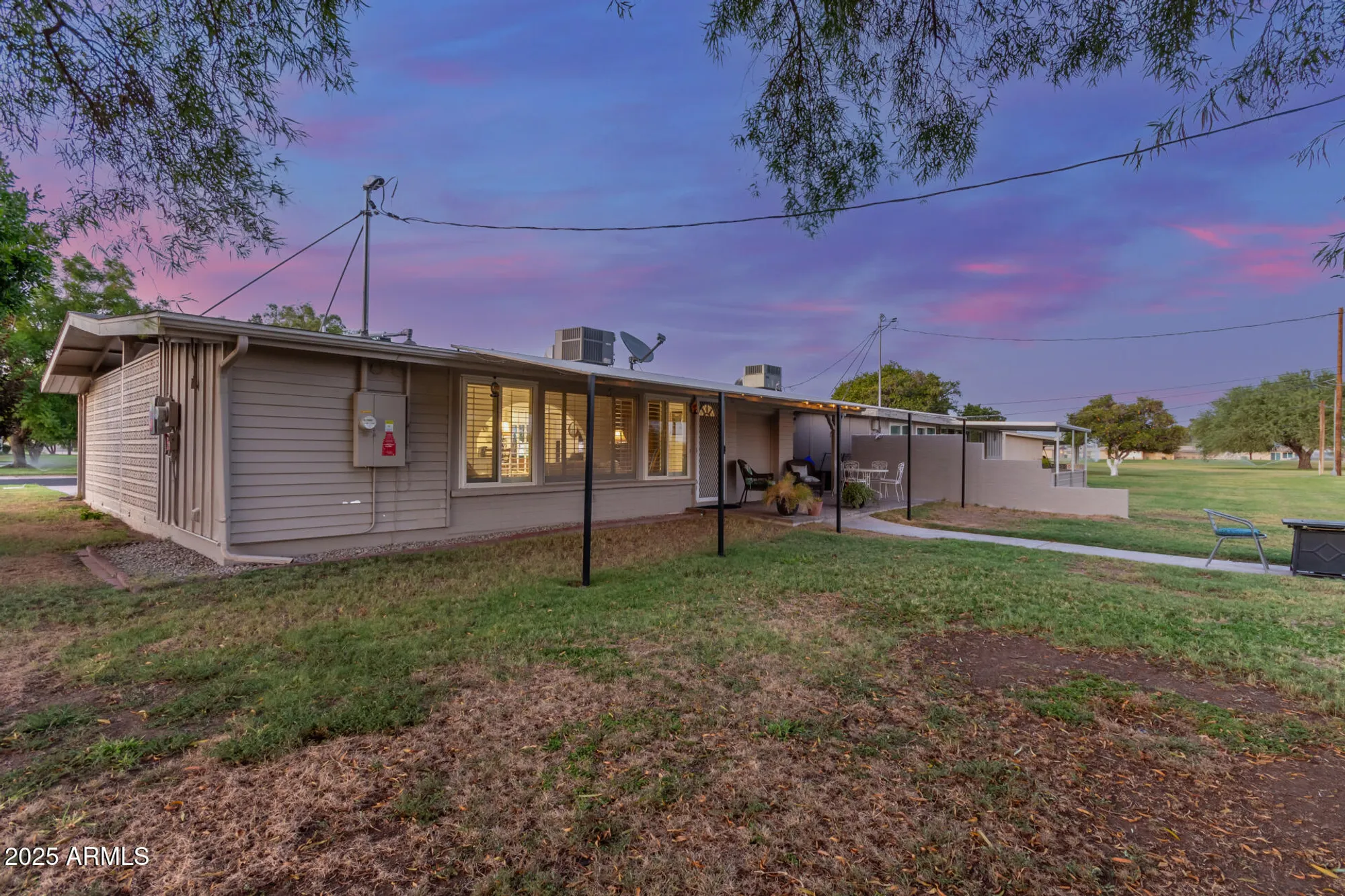 Property Slideshow image 25 of 44 | 10219 w snead cir, Sun City, AZ, 85351