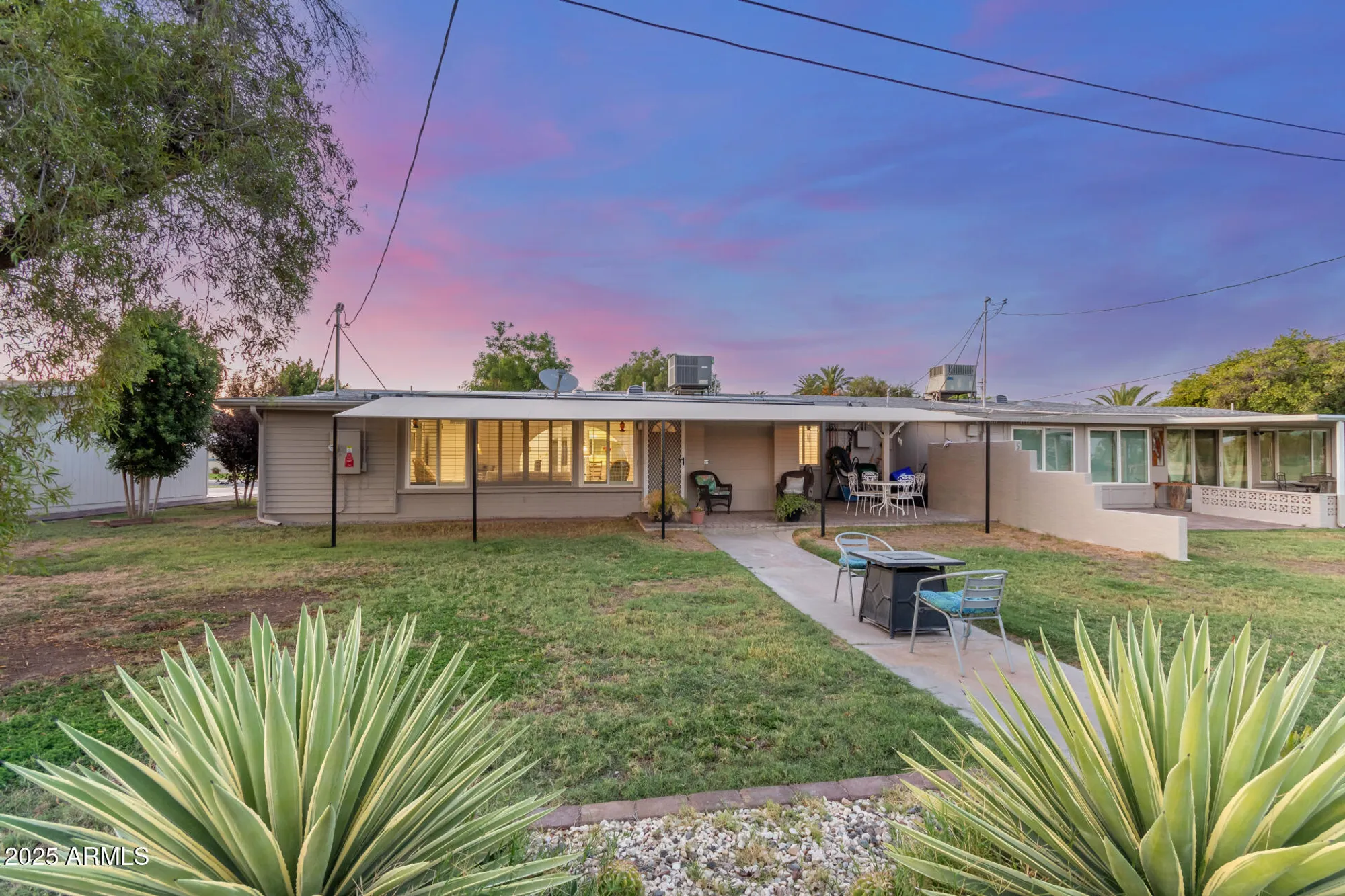 Property Slideshow image 28 of 44 | 10219 w snead cir, Sun City, AZ, 85351