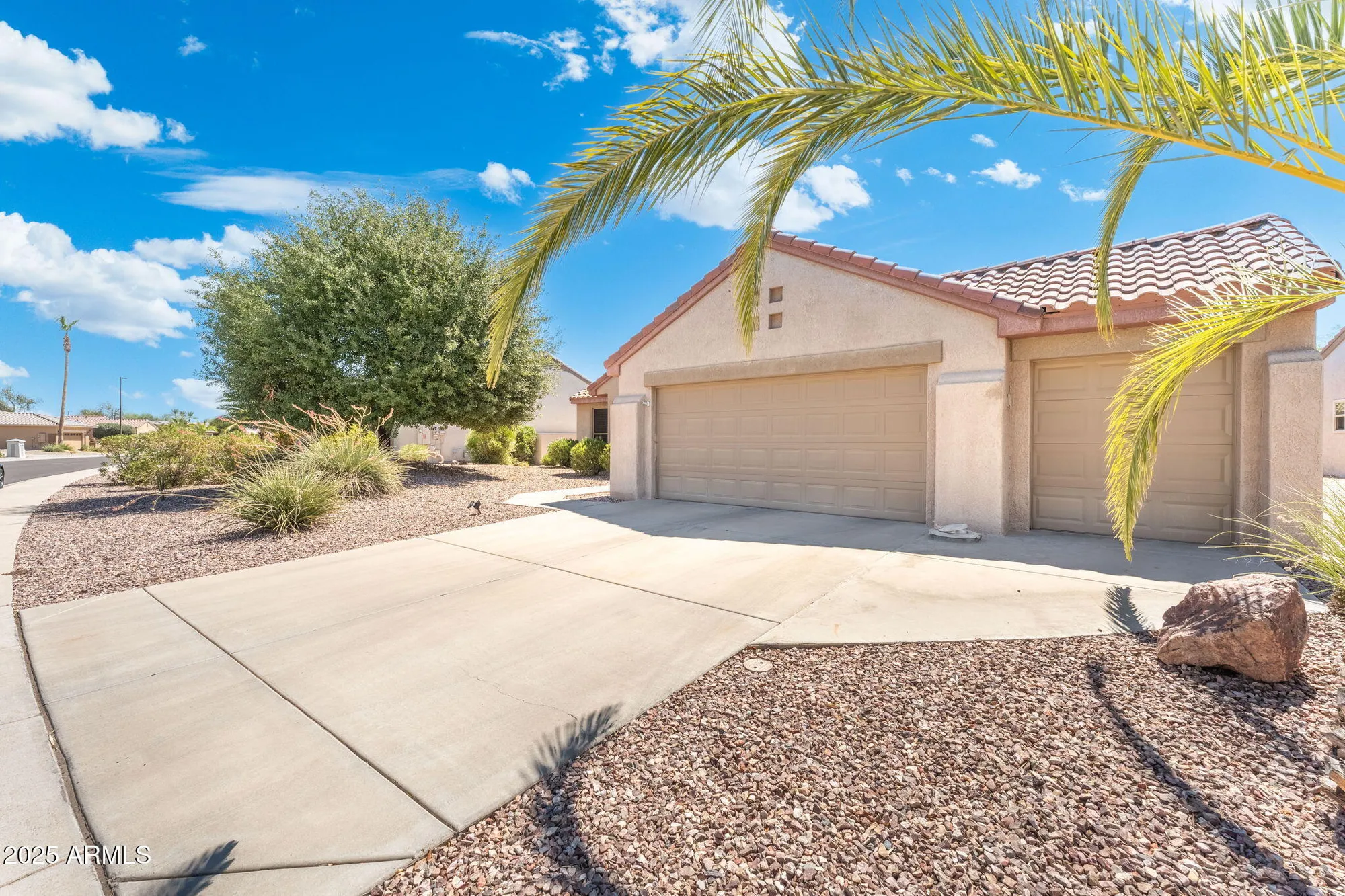 Property Slideshow image 35 of 36 | 19737 n hidden ridge dr, Surprise, AZ, 85374