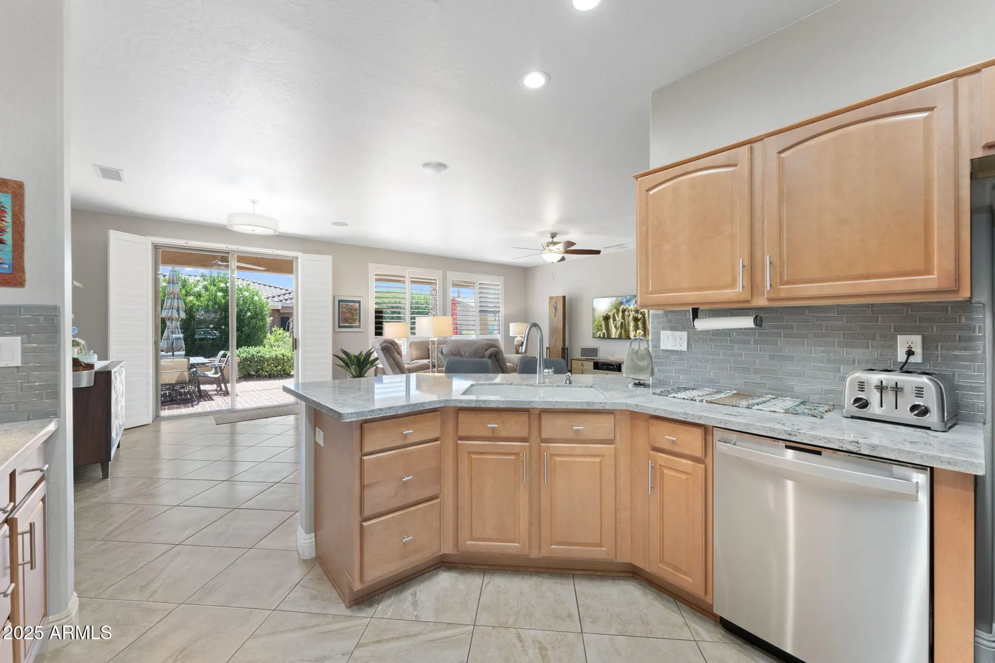 Property Slideshow image 16 of 36 | 19737 n hidden ridge dr, Surprise, AZ, 85374