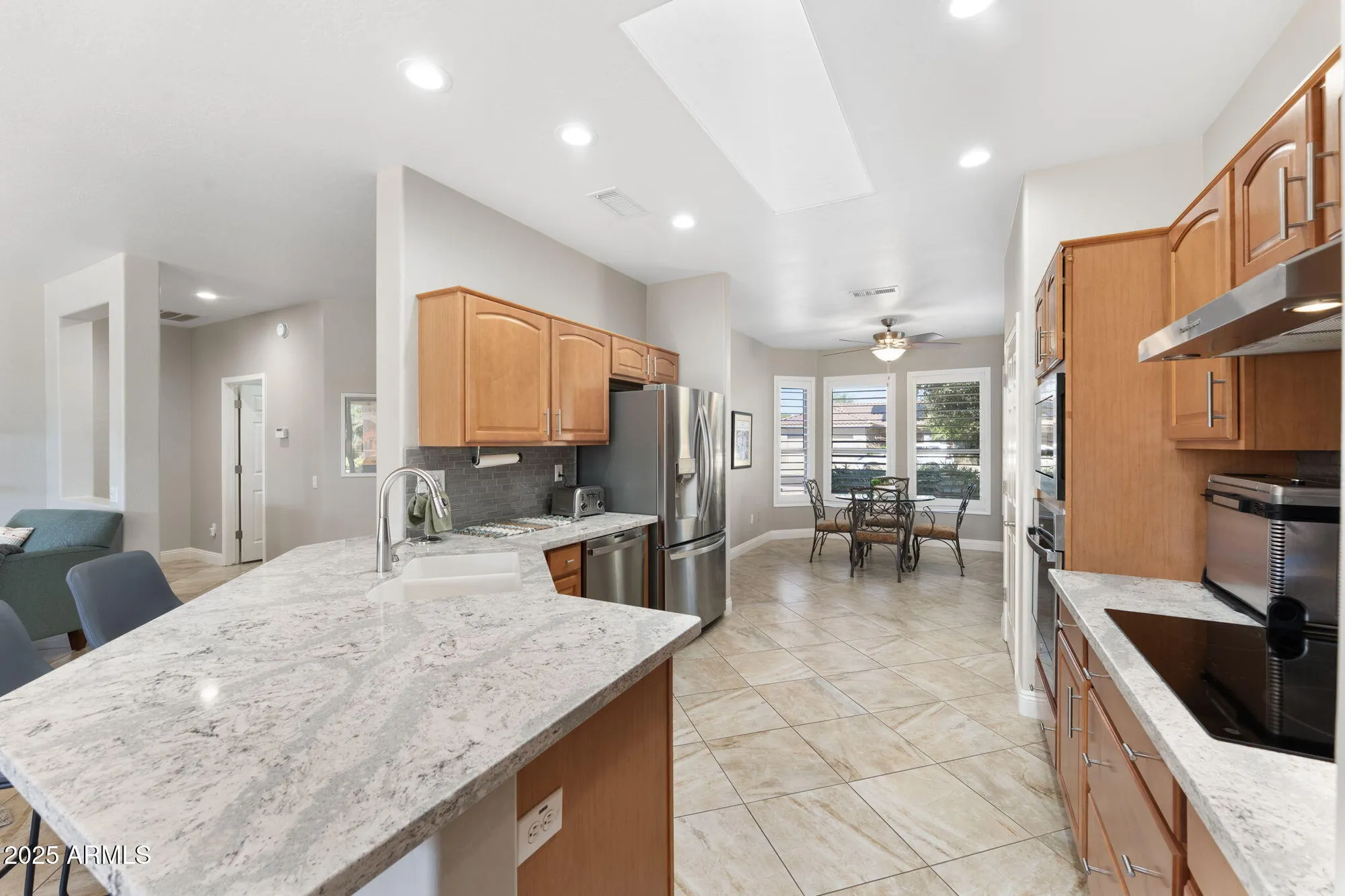 Property Slideshow image 18 of 36 | 19737 n hidden ridge dr, Surprise, AZ, 85374