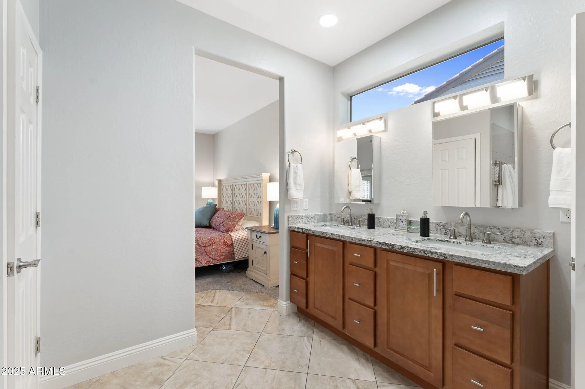 Property Slideshow image 6 of 36 | 19737 n hidden ridge dr, Surprise, AZ, 85374