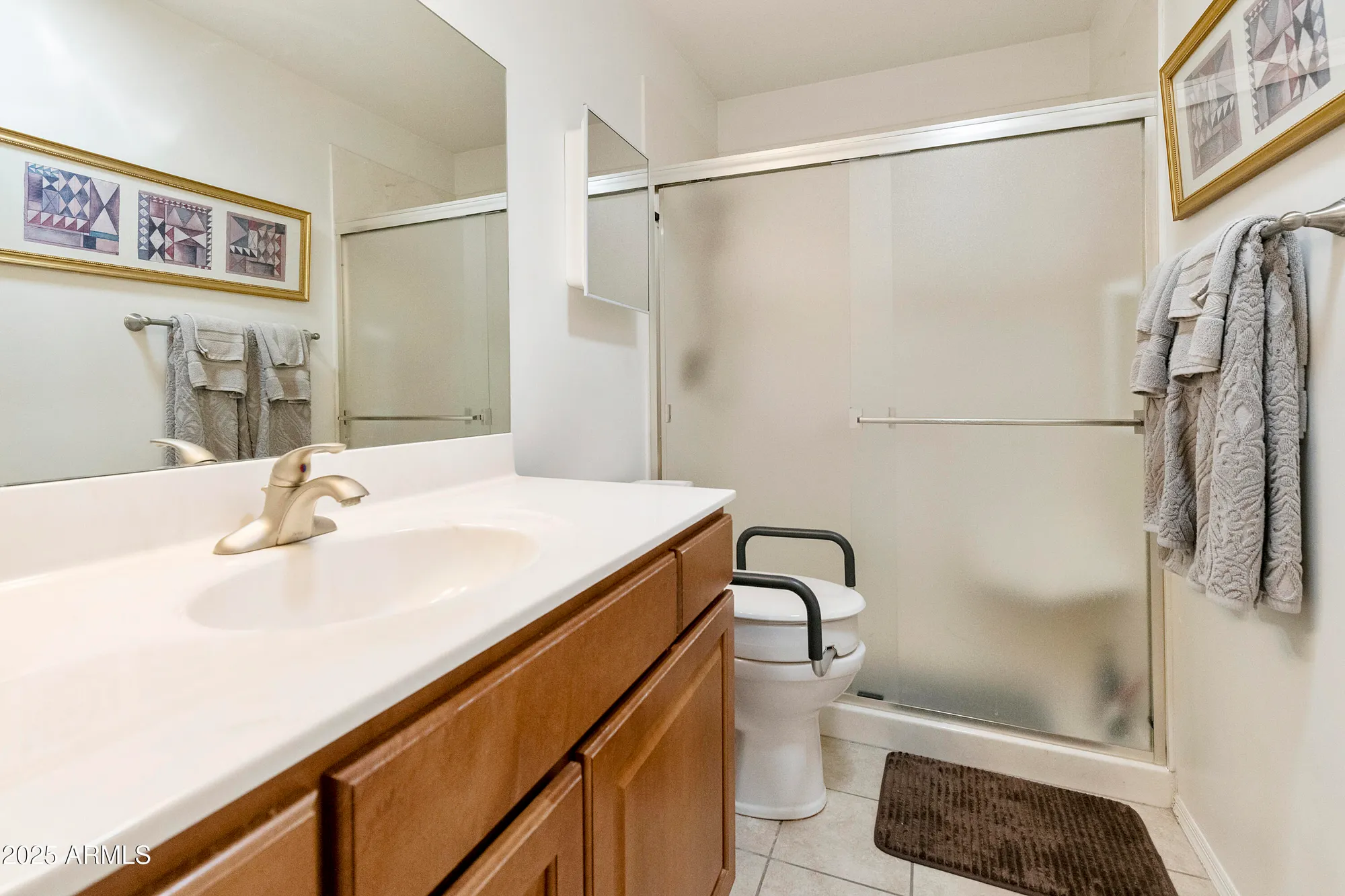 Property Slideshow image 16 of 43 | 652 s saguaro way, Mesa, AZ, 85208