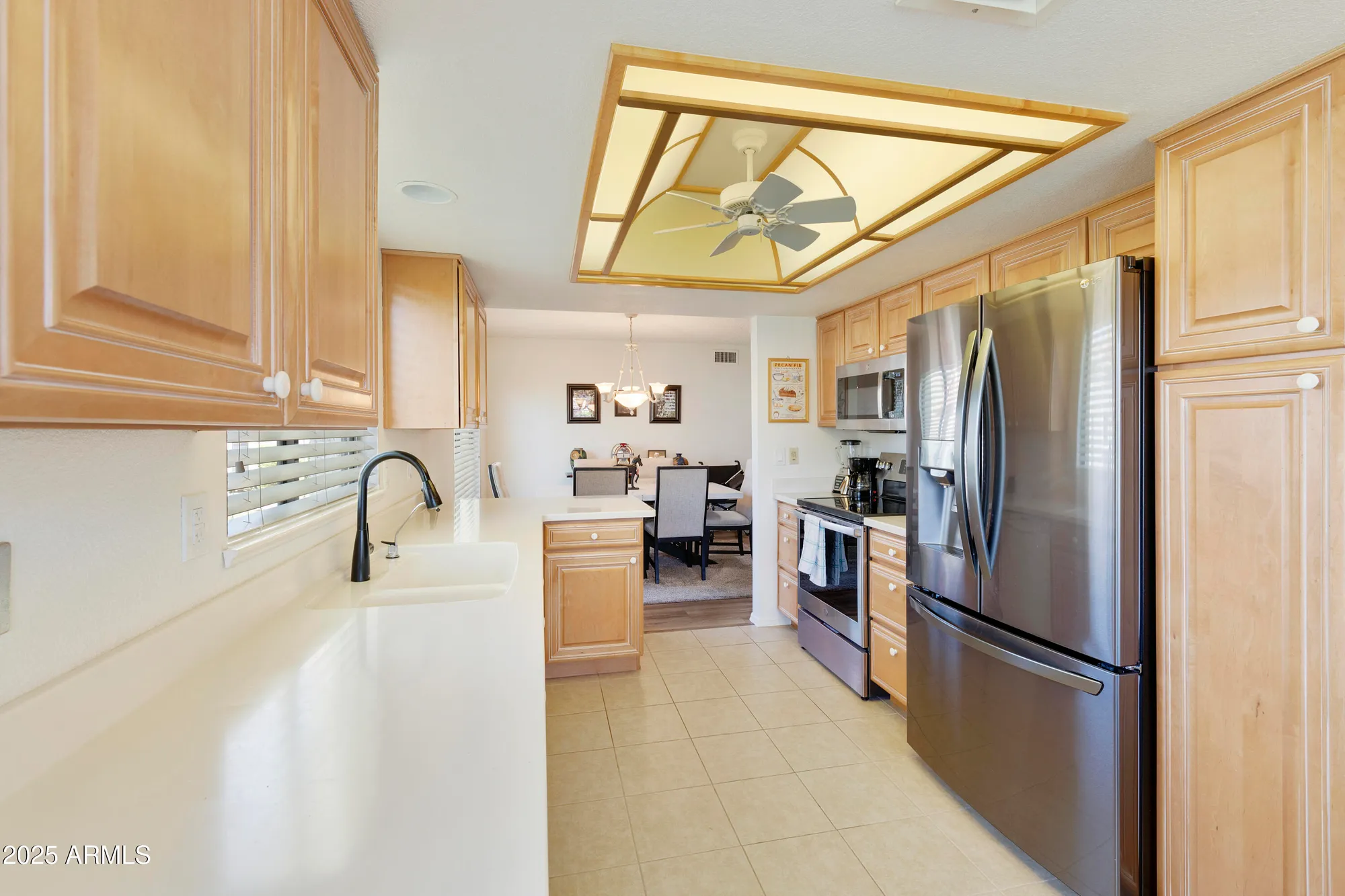 Property Slideshow image 7 of 43 | 652 s saguaro way, Mesa, AZ, 85208