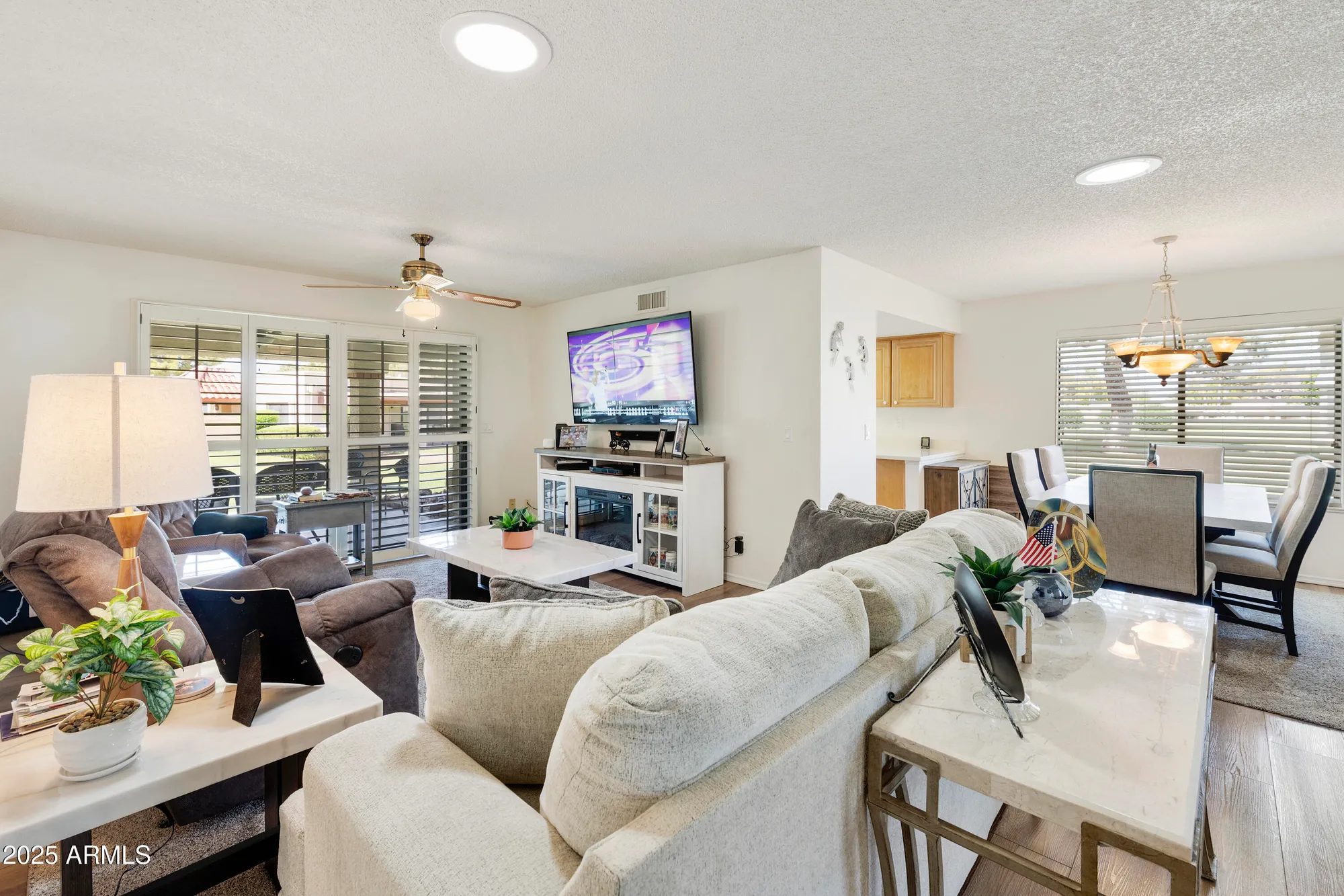 Property Slideshow image 4 of 43 | 652 s saguaro way, Mesa, AZ, 85208