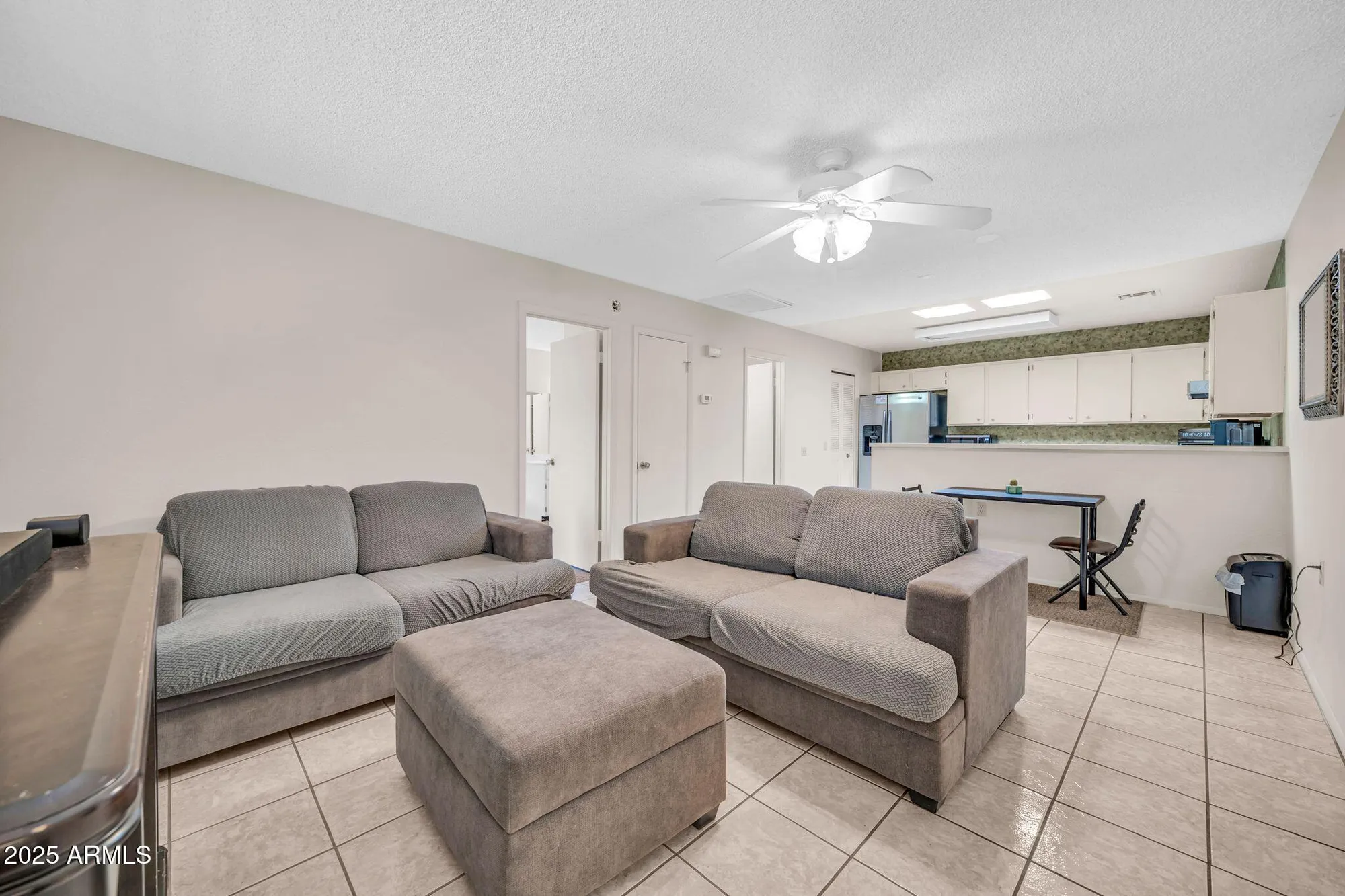 Property Slideshow image 4 of 22 | 14300 w bell rd 83, Surprise, AZ, 85374