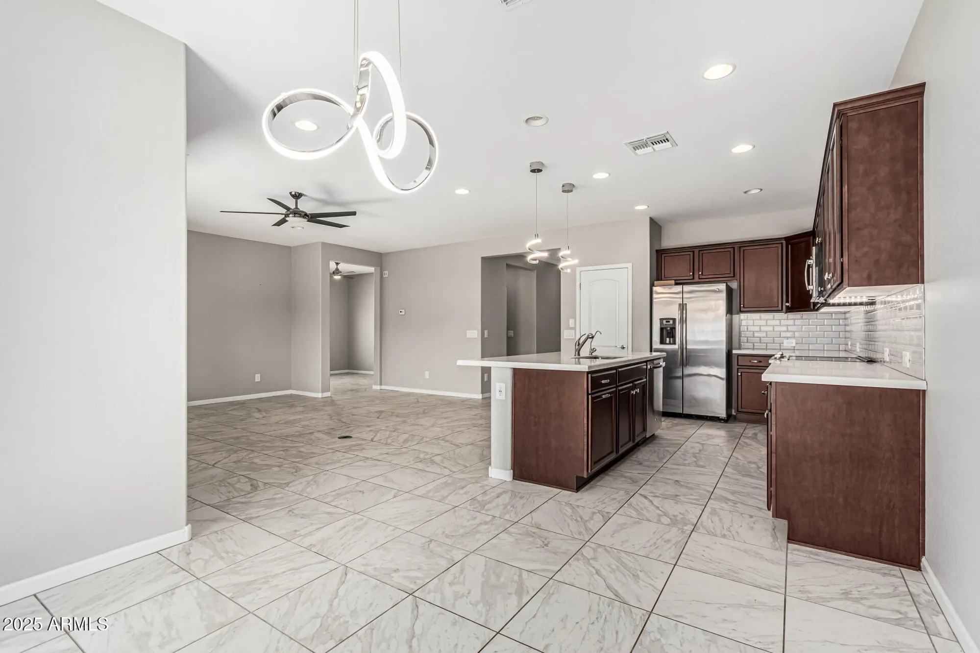 Property Slideshow image 9 of 32 | 4776 w gulch dr, Eloy, AZ, 85131