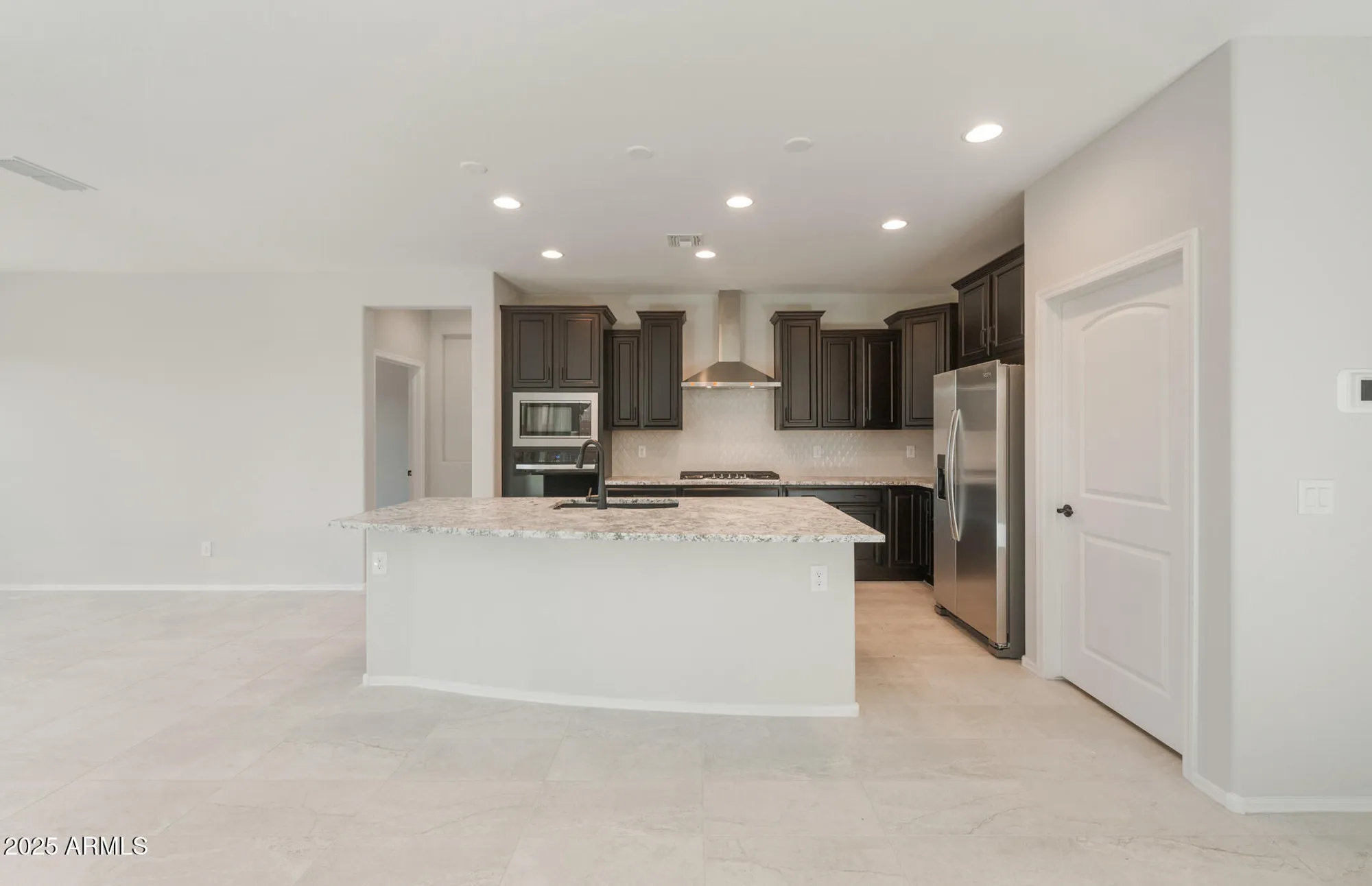 Property Slideshow image 10 of 34 | 7908 w cactus wren way, Florence, AZ, 85132