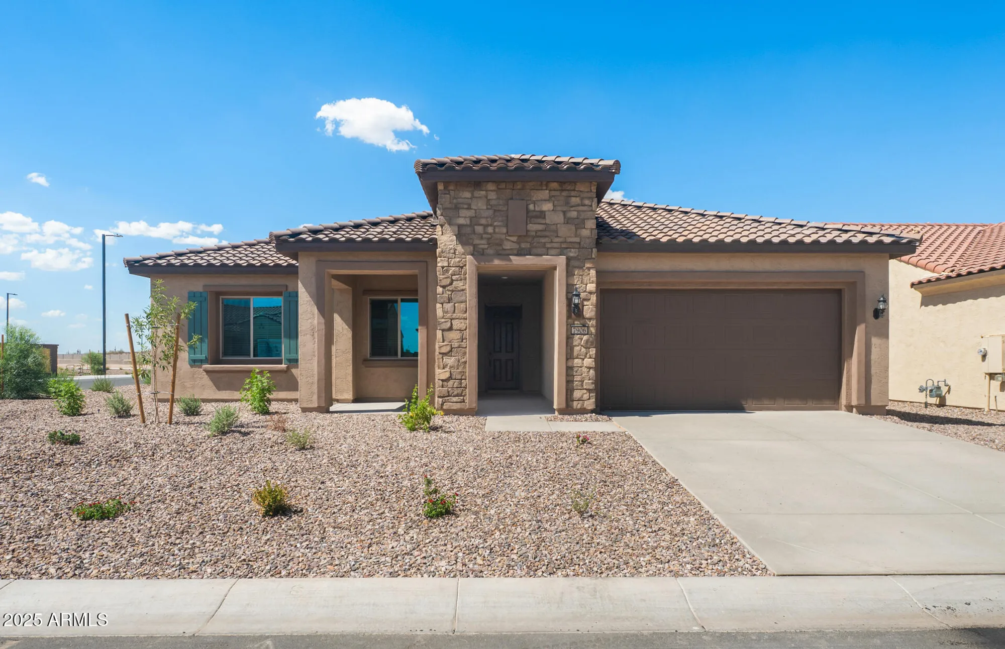 Property Slideshow image 1 of 36 | 7906 w mockingbird way, Florence, AZ, 85132