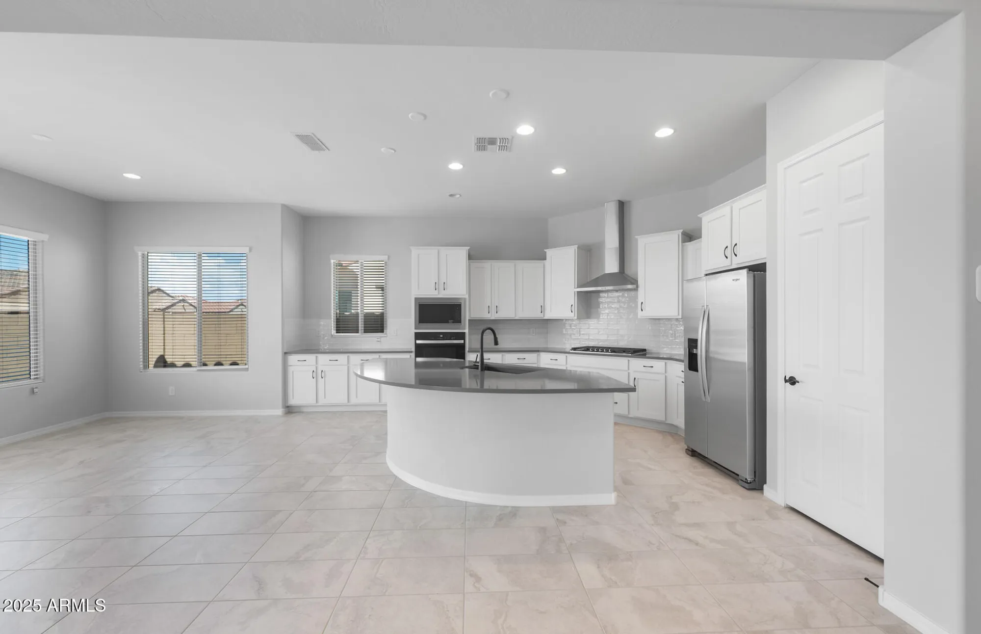 Property Slideshow image 11 of 36 | 7906 w mockingbird way, Florence, AZ, 85132