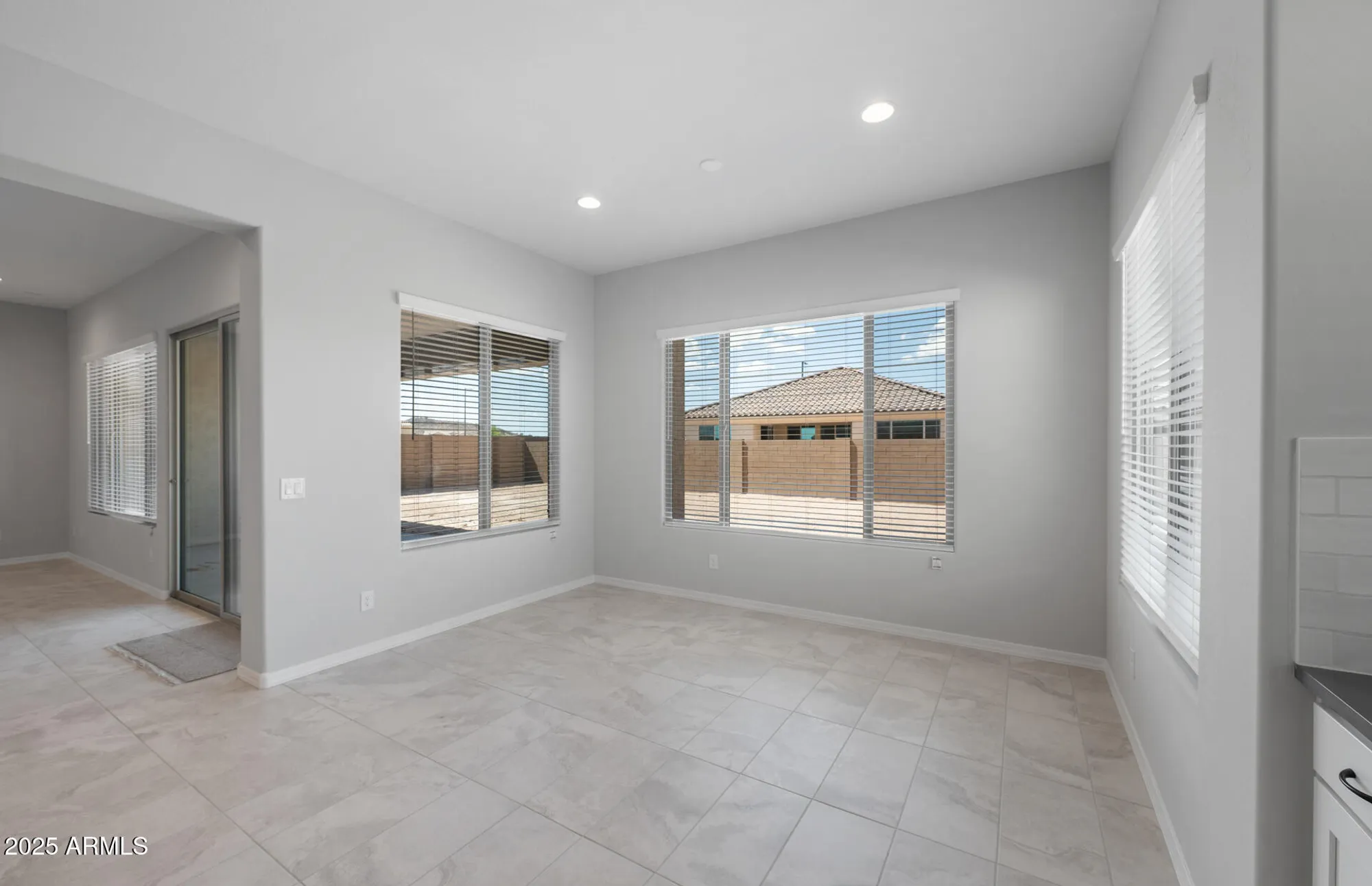 Property Slideshow image 17 of 36 | 7906 w mockingbird way, Florence, AZ, 85132