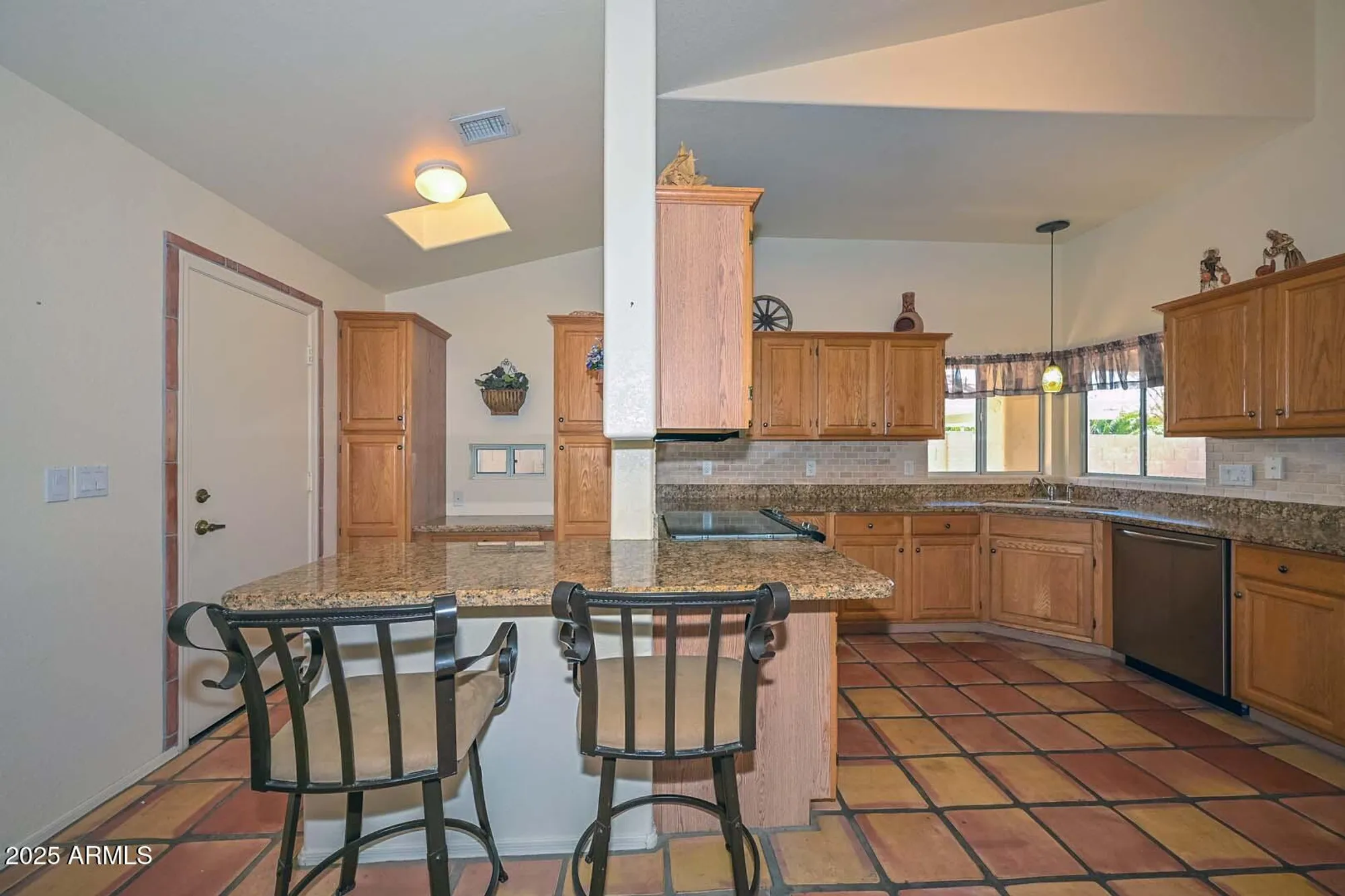 Property Slideshow image 12 of 58 | 14423 w morning star trl, Surprise, AZ, 85374