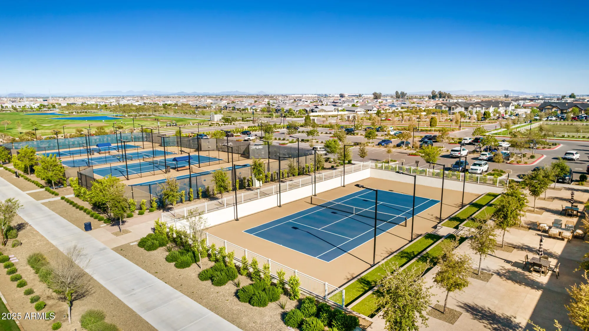 Property Slideshow image 60 of 77 | 11243 n northfield st, Surprise, AZ, 85388