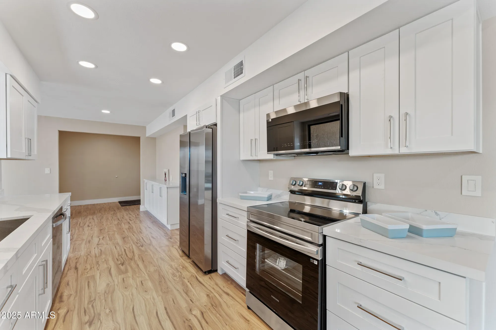 Property Slideshow image 4 of 23 | 20826 n gable hill dr, Sun City West, AZ, 85375