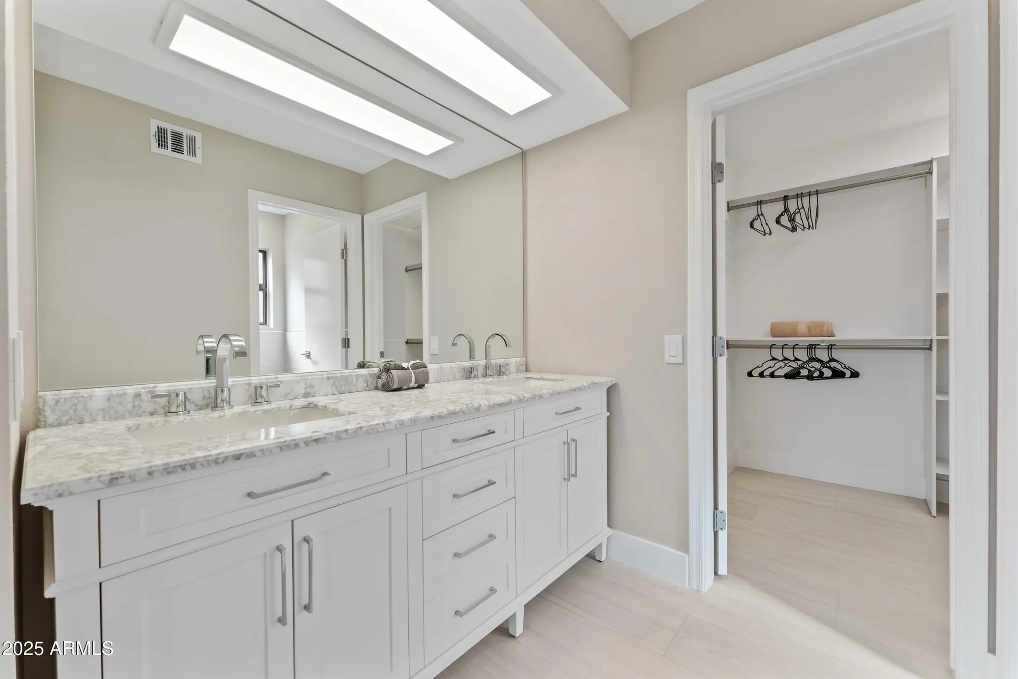 Property Slideshow image 11 of 23 | 20826 n gable hill dr, Sun City West, AZ, 85375