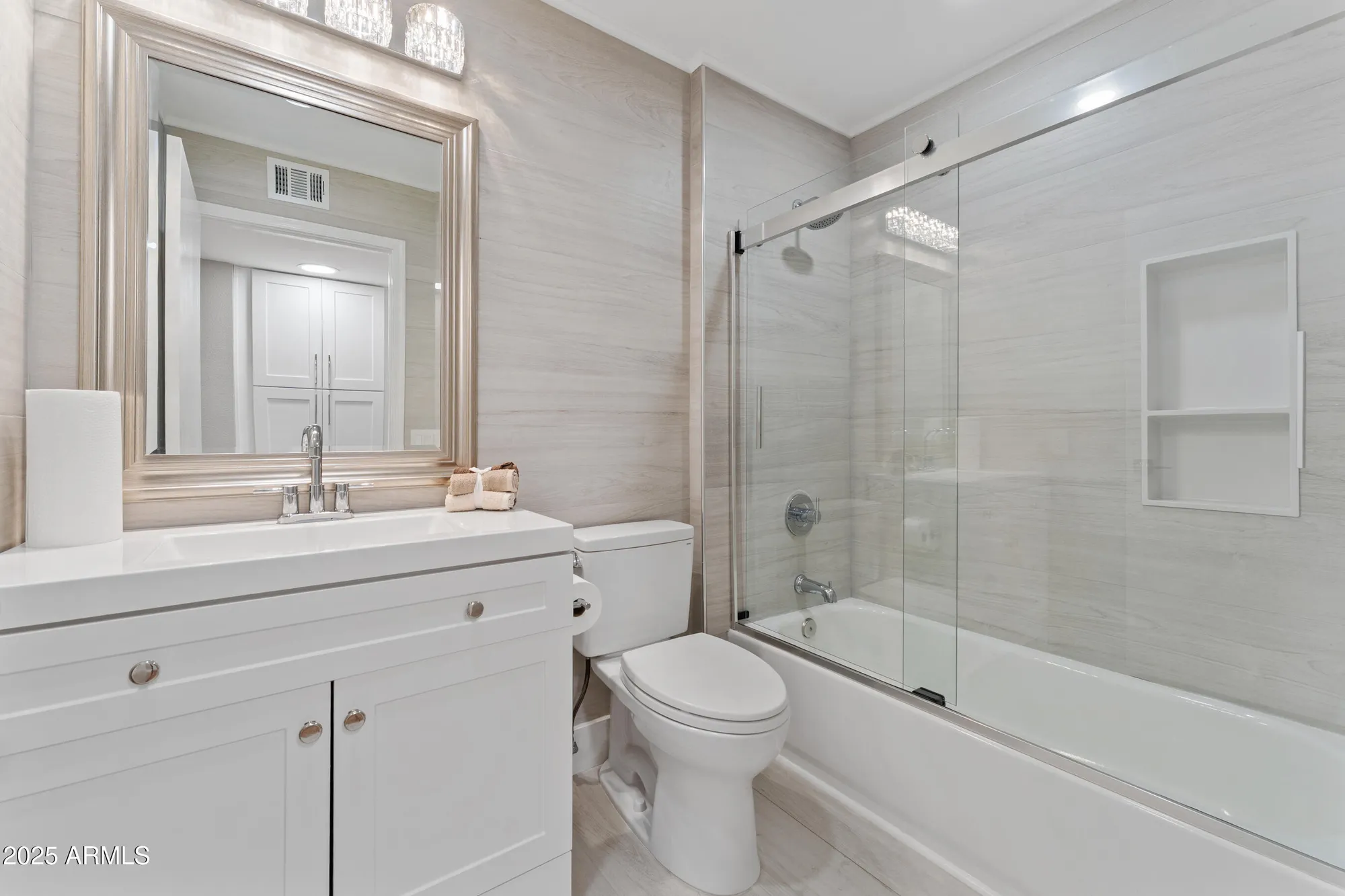 Property Slideshow image 14 of 23 | 20826 n gable hill dr, Sun City West, AZ, 85375