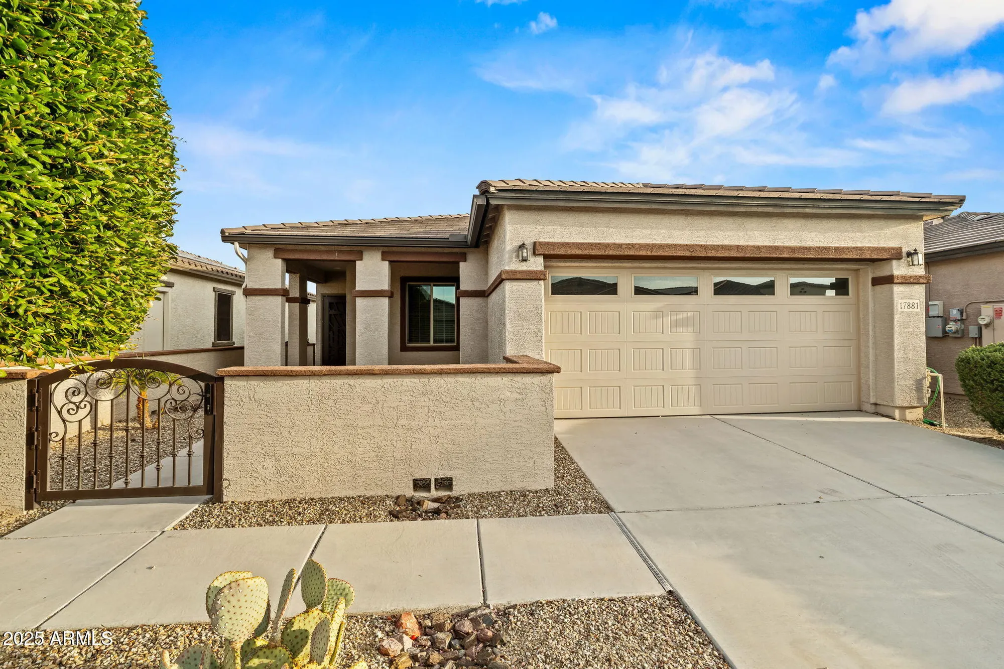 Property Slideshow image 5 of 92 | 17881 w silver fox way, Goodyear, AZ, 85338