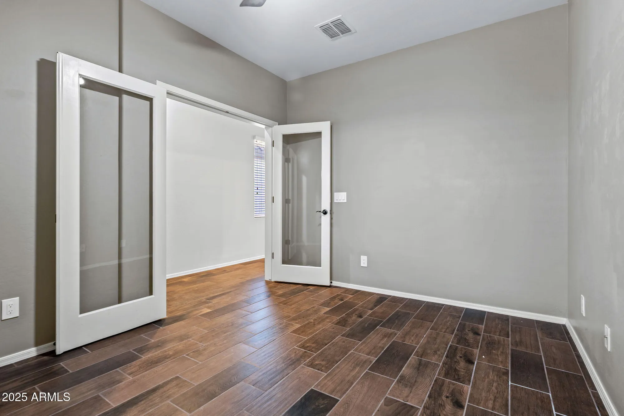 Property Slideshow image 12 of 92 | 17881 w silver fox way, Goodyear, AZ, 85338