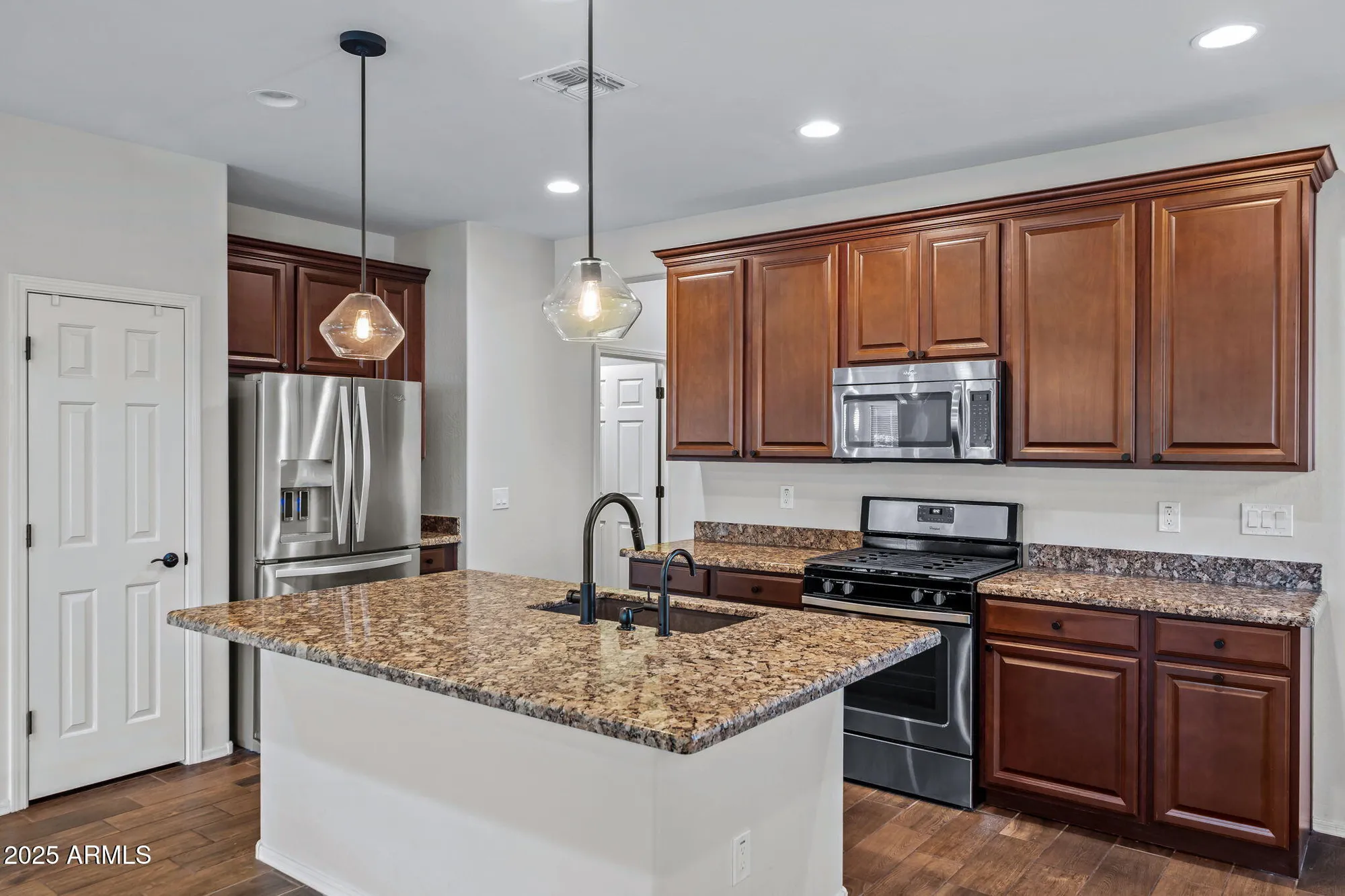 Property Slideshow image 24 of 92 | 17881 w silver fox way, Goodyear, AZ, 85338