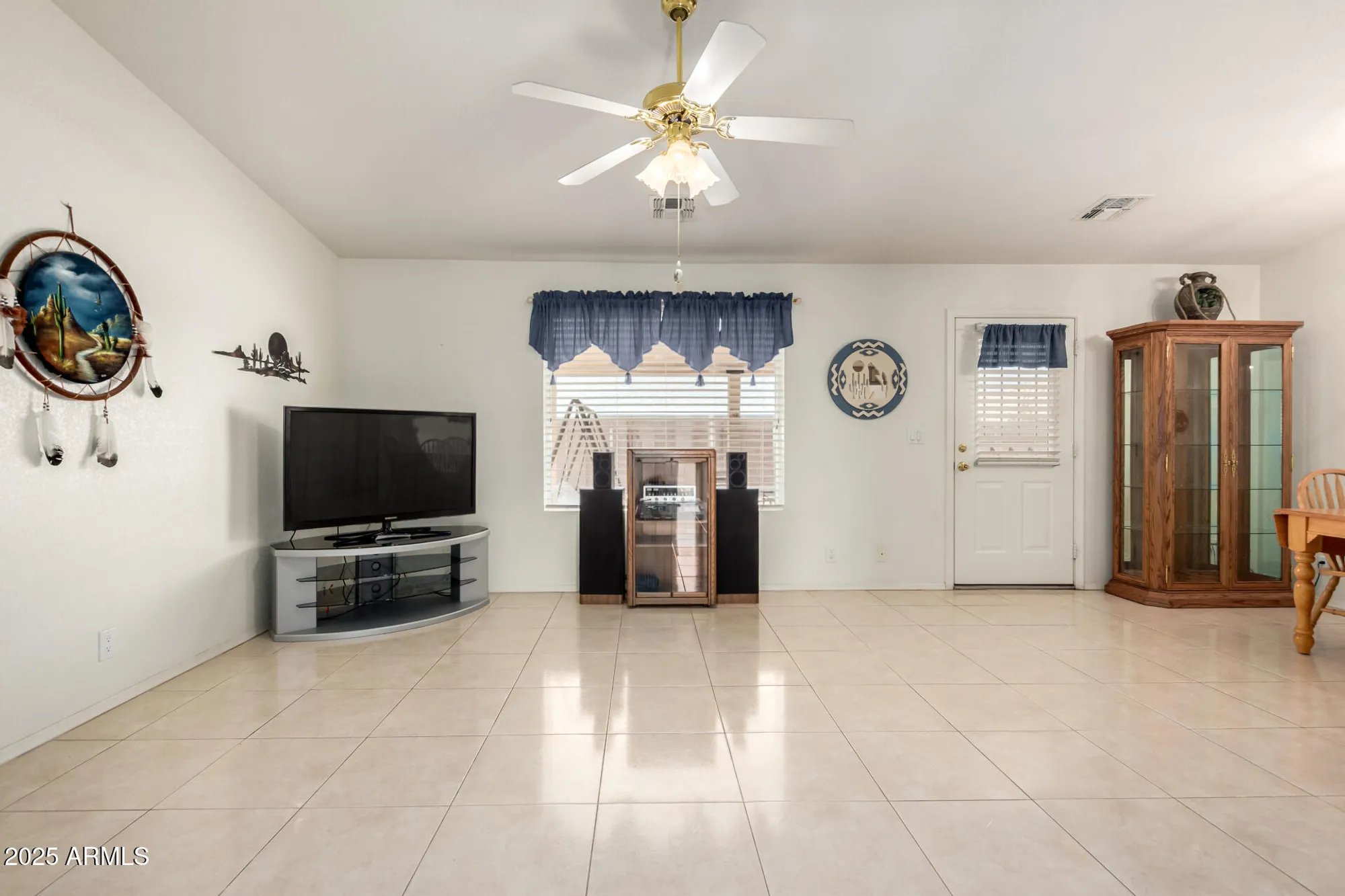 Property Slideshow image 11 of 26 | 10865 e keats ave, Mesa, AZ, 85209