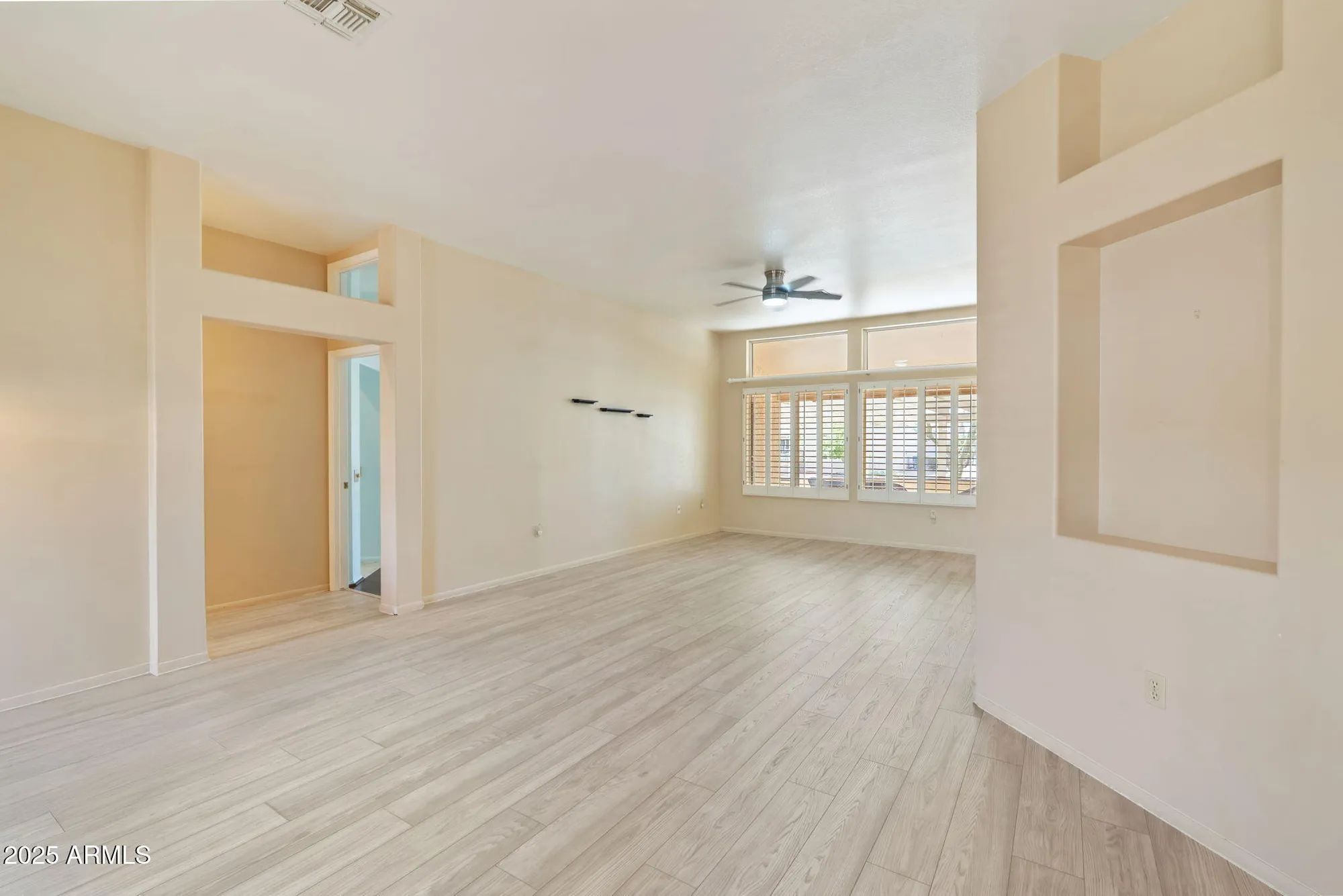 Property Slideshow image 5 of 32 | 15241 w blue verde dr, Sun City West, AZ, 85375