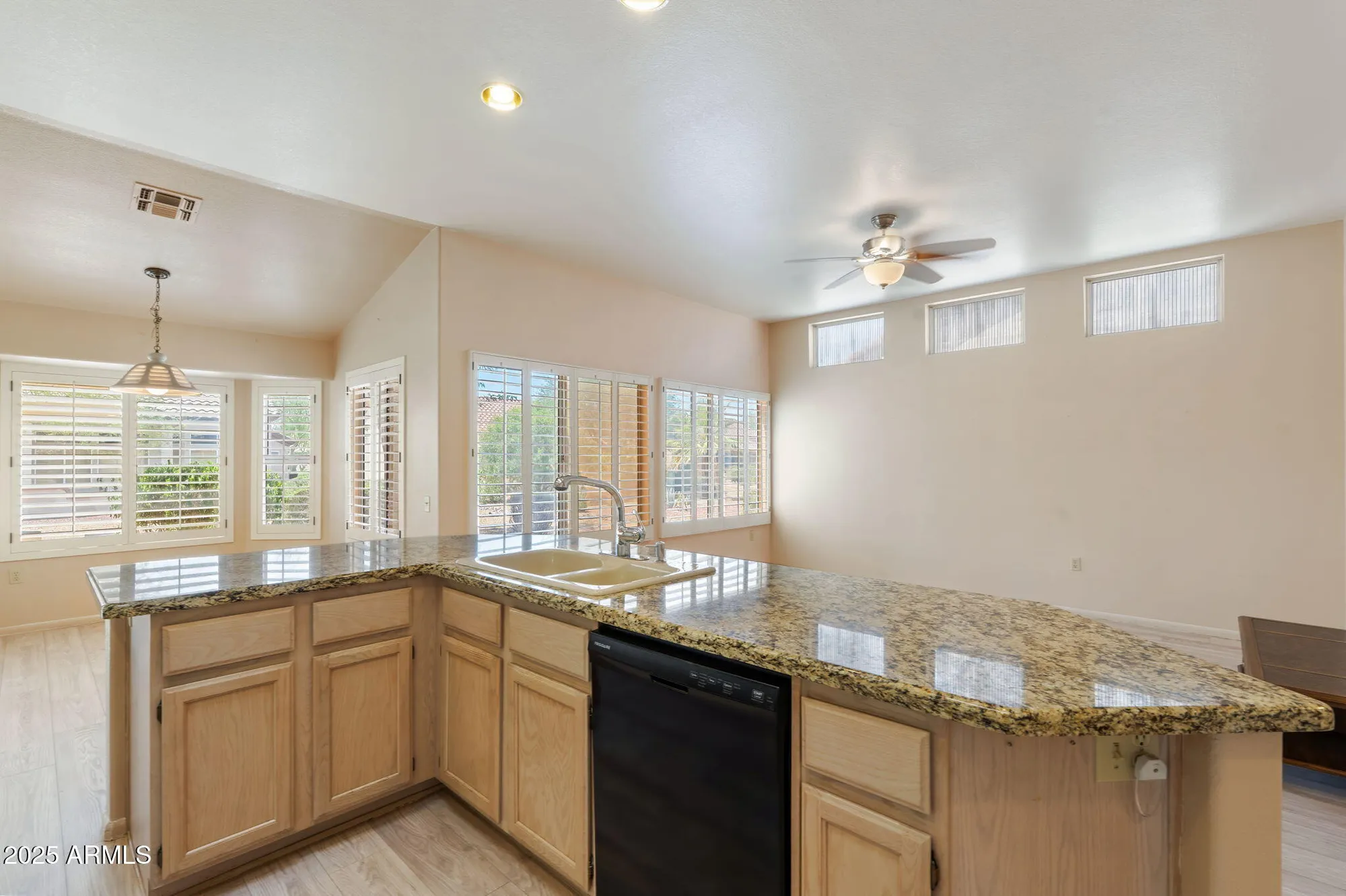 Property Slideshow image 10 of 32 | 15241 w blue verde dr, Sun City West, AZ, 85375