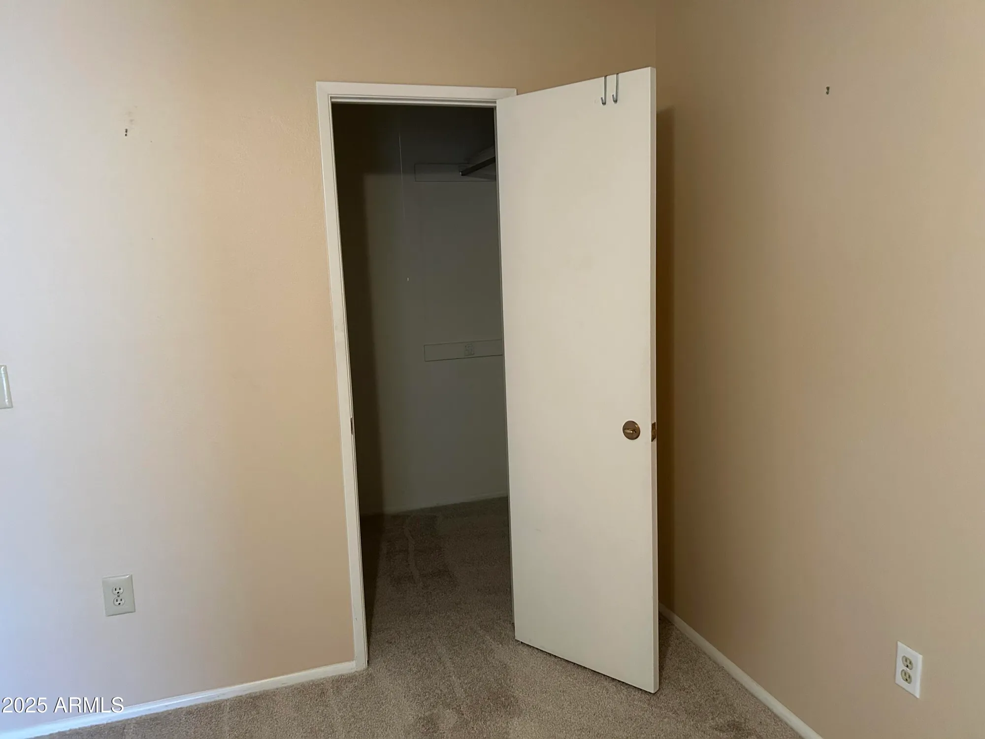 Property Slideshow image 7 of 17 | 13677 n newcastle dr, Sun City, AZ, 85351