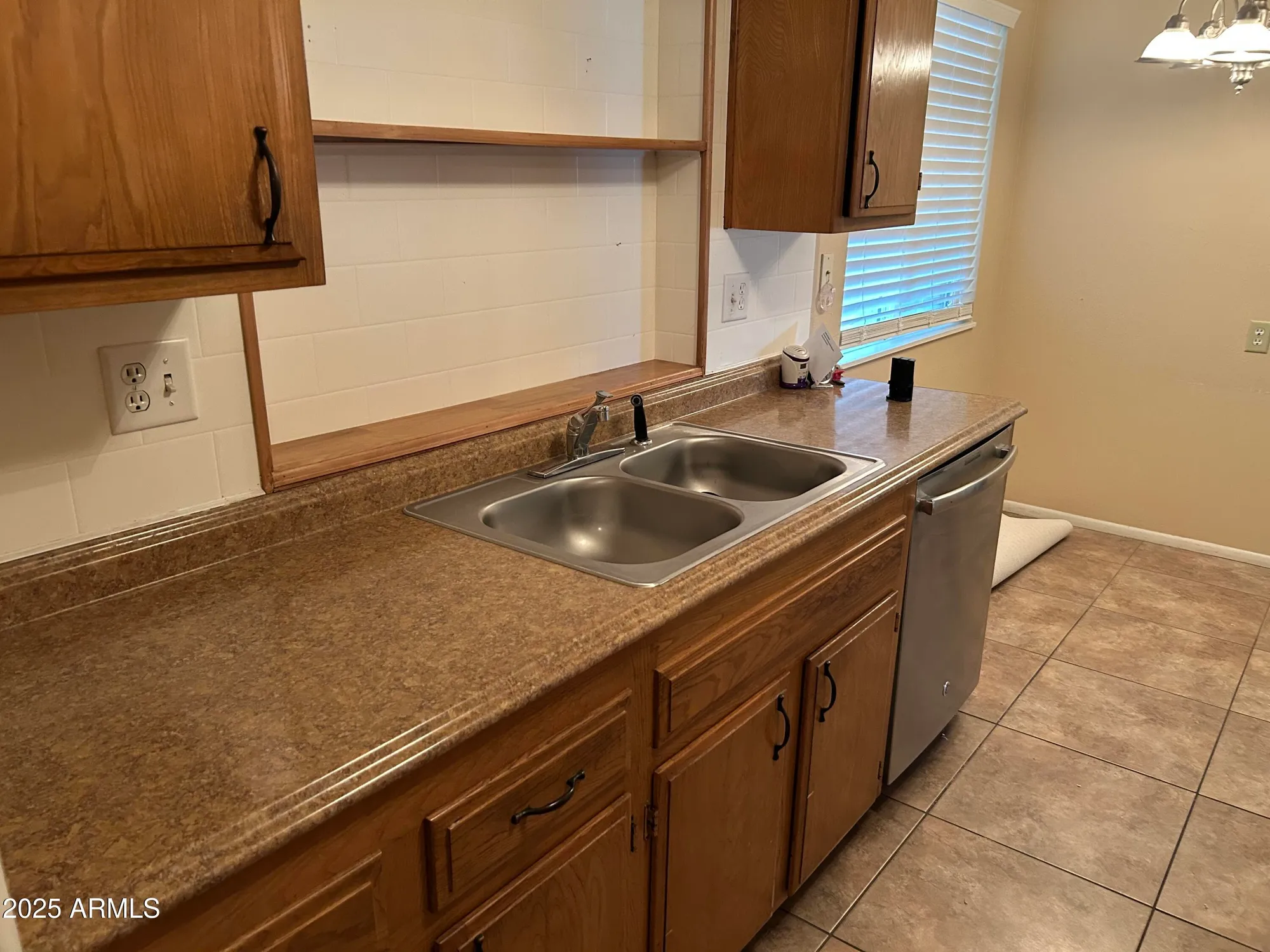 Property Slideshow image 10 of 17 | 13677 n newcastle dr, Sun City, AZ, 85351