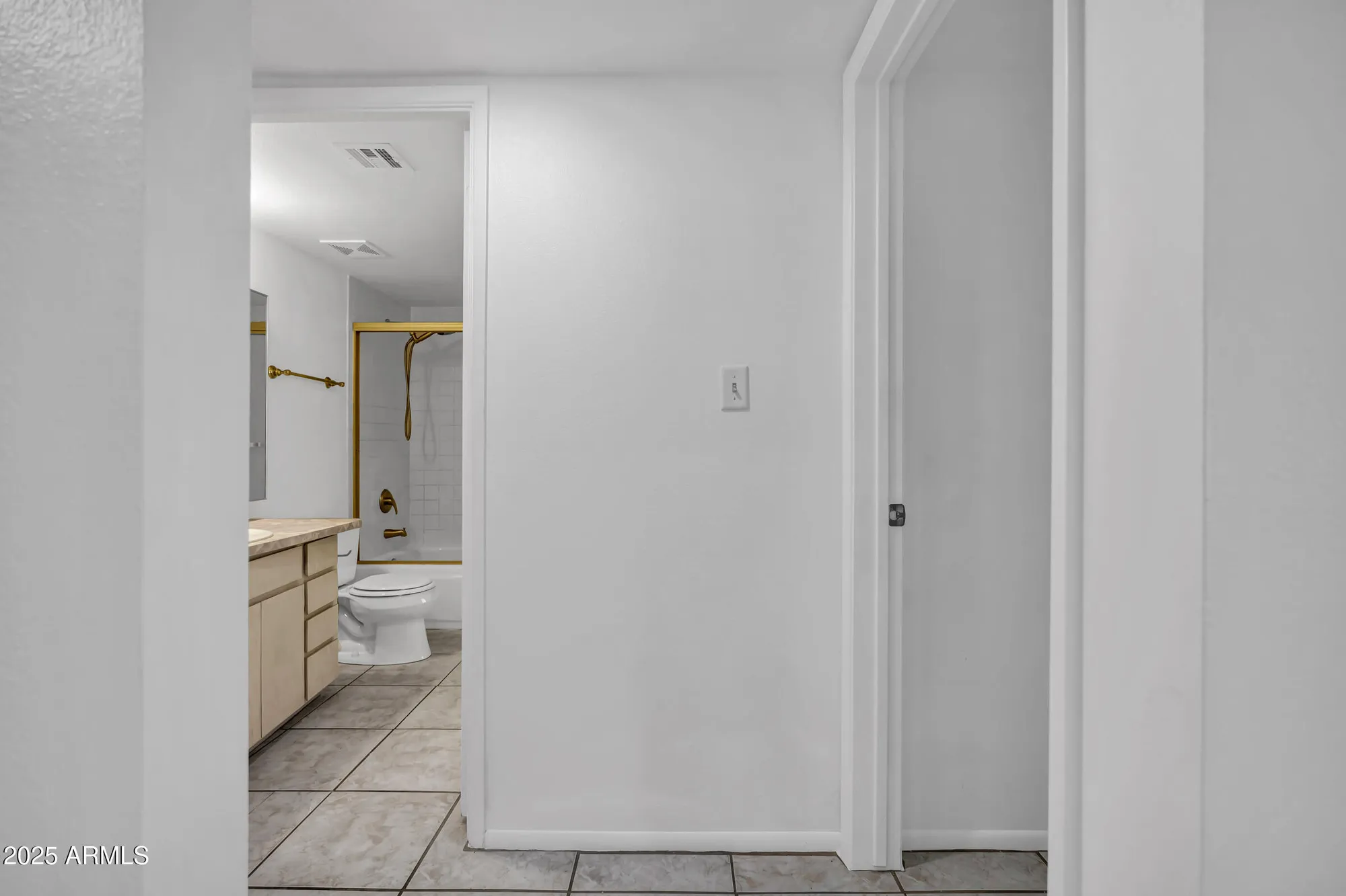 Property Slideshow image 18 of 30 | 7930 e camelback rd unit 106, Scottsdale, AZ, 85251